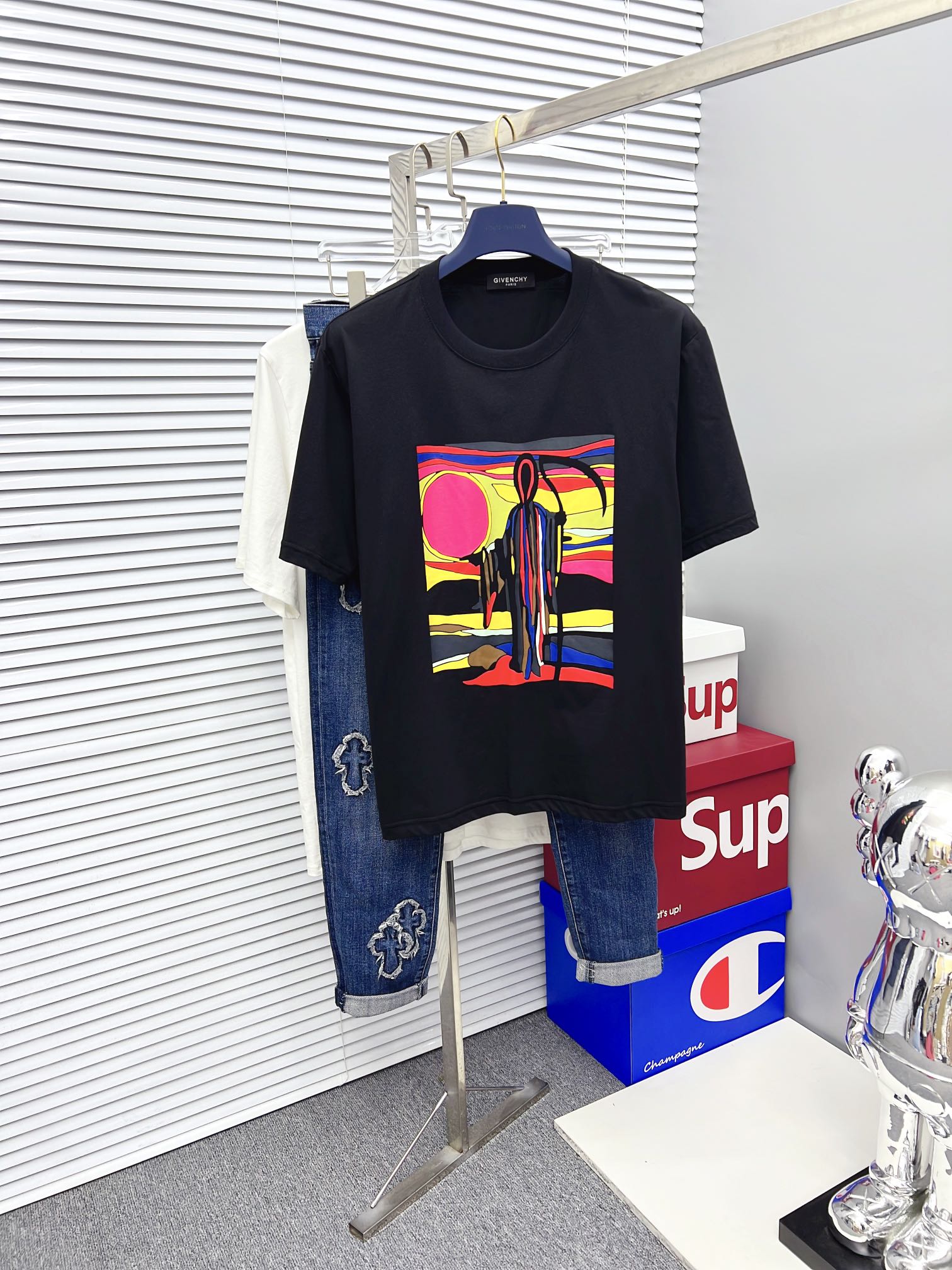 【紀梵希】2023春夏最新品 時尚休閒圓領短袖