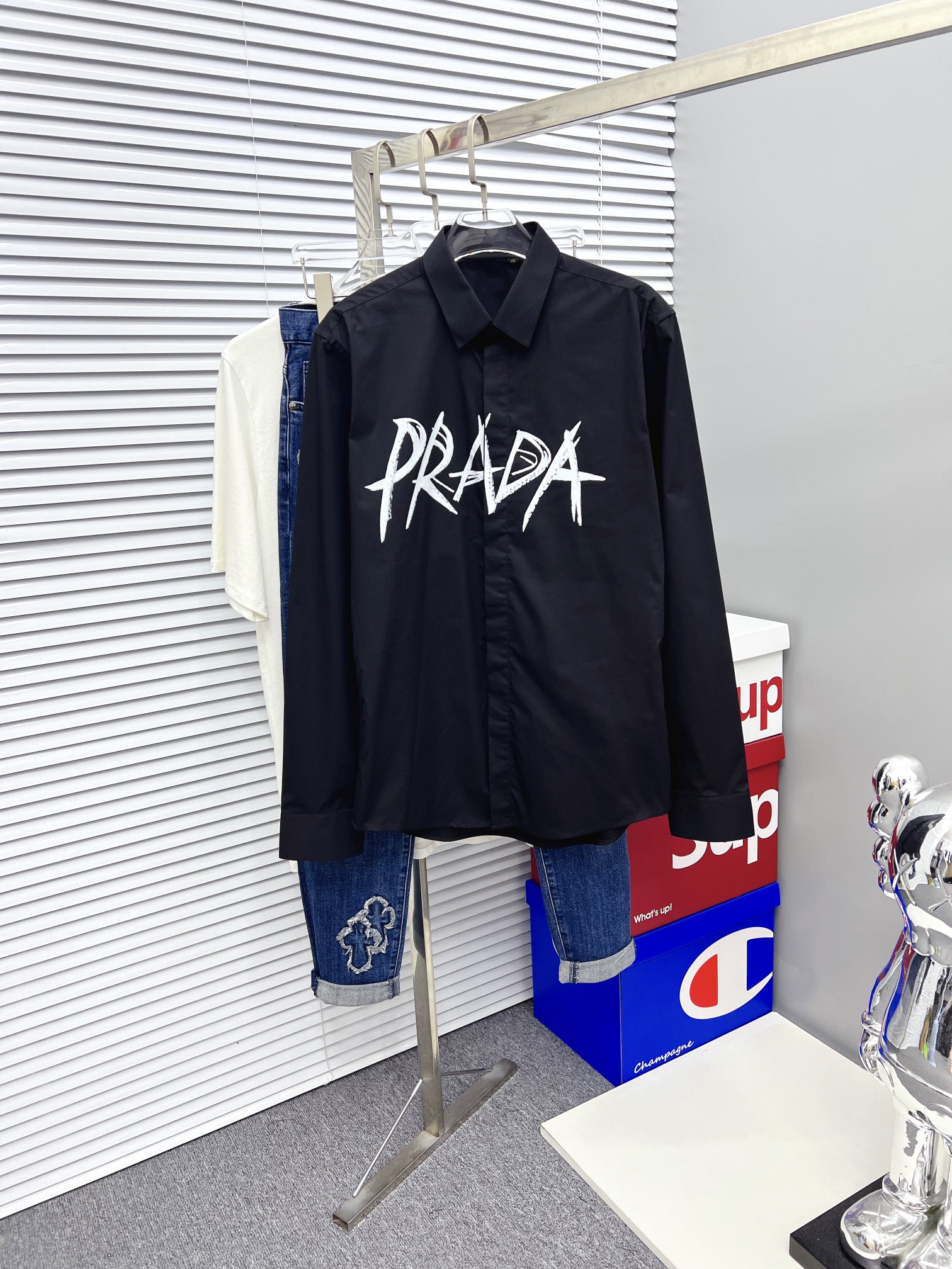 PRADA 普拉達 頂級時尚休閒兼商務長袖襯衫