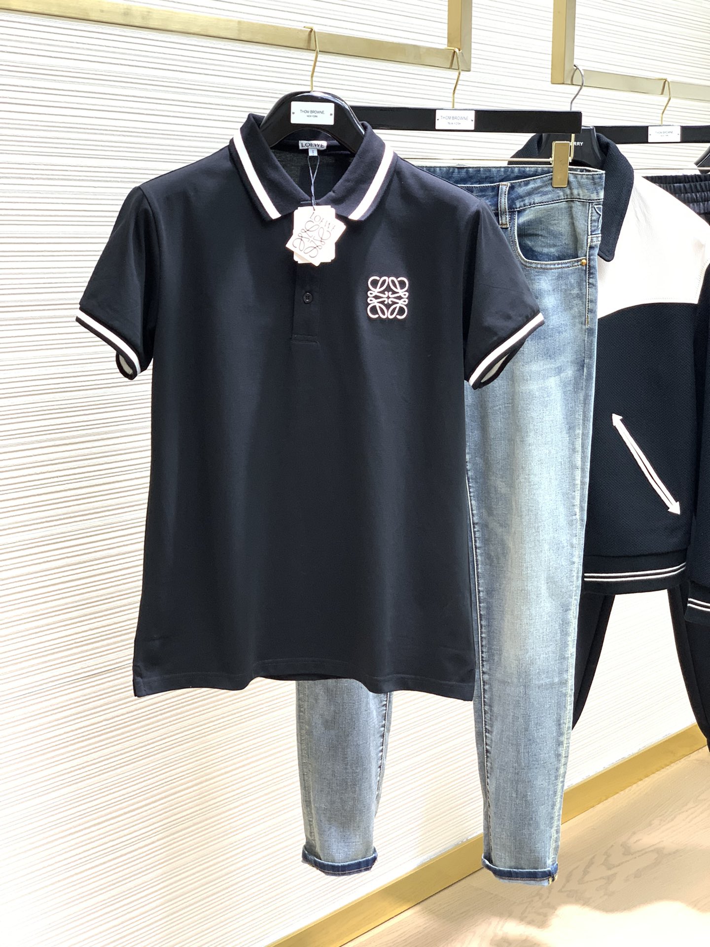 Loewe 羅意威，2023夏季最新款，時尚休閒翻領短袖T