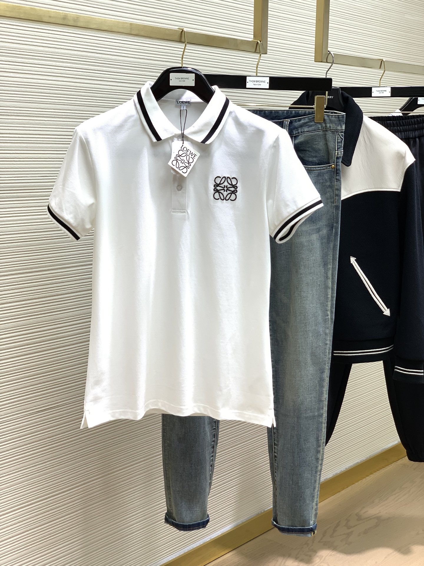 Loewe 羅意威，2023夏季最新款，時尚休閒翻領短袖T恤