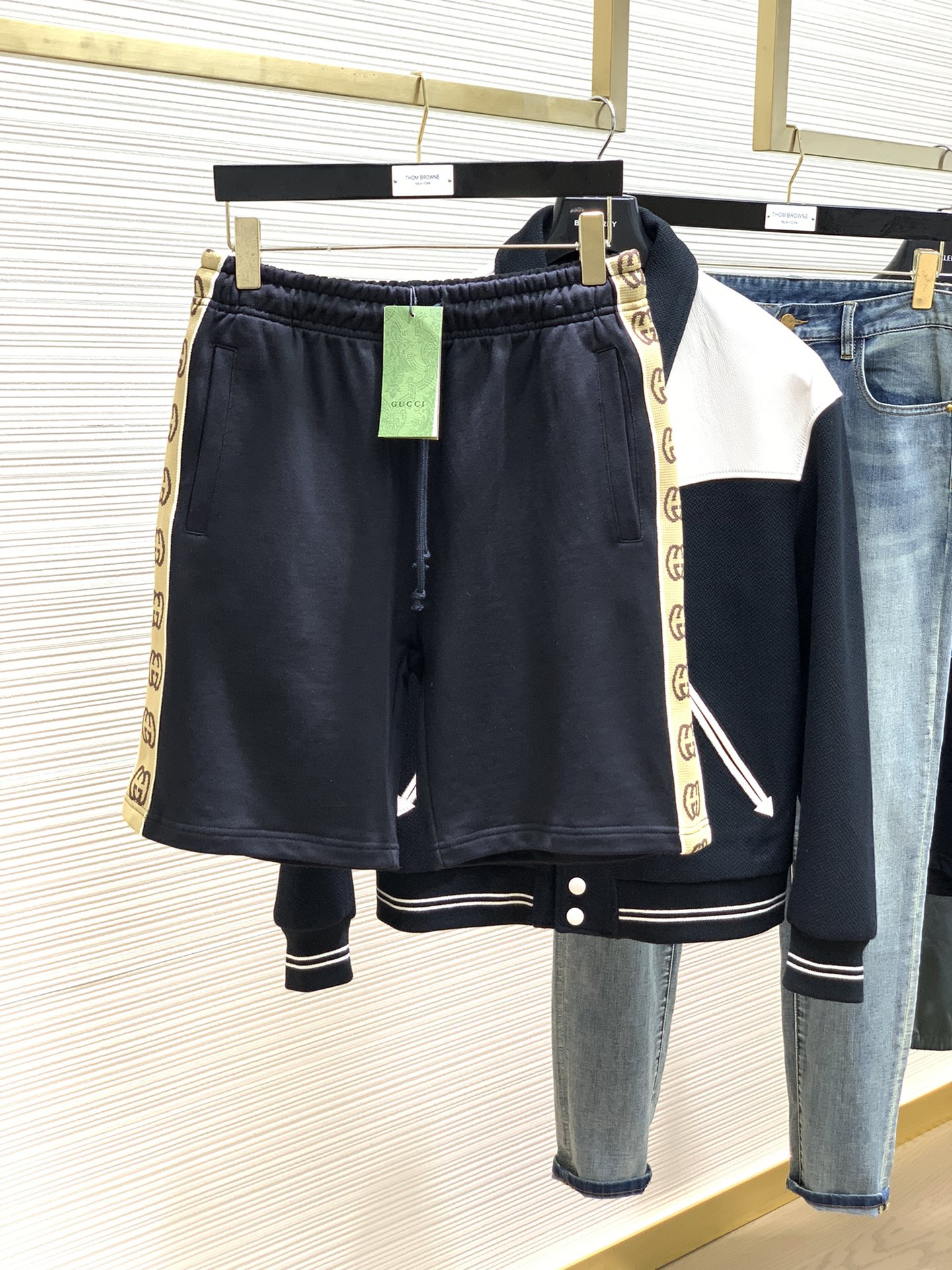 GUCCI 古馳 ，2023夏季新品，時尚休閒短褲