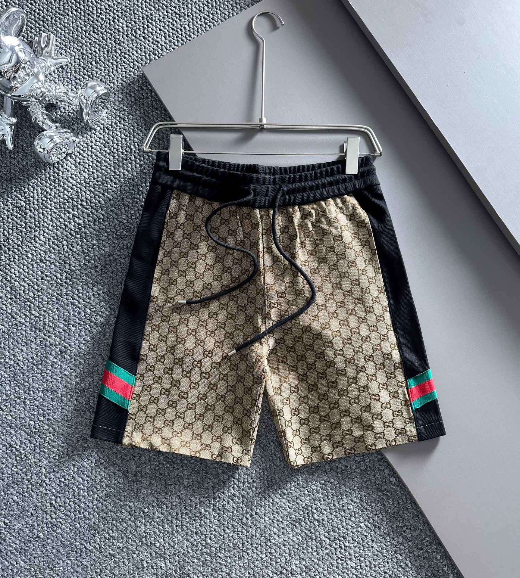 Gucci 2023夏季新款側邊高密度拼接短褲