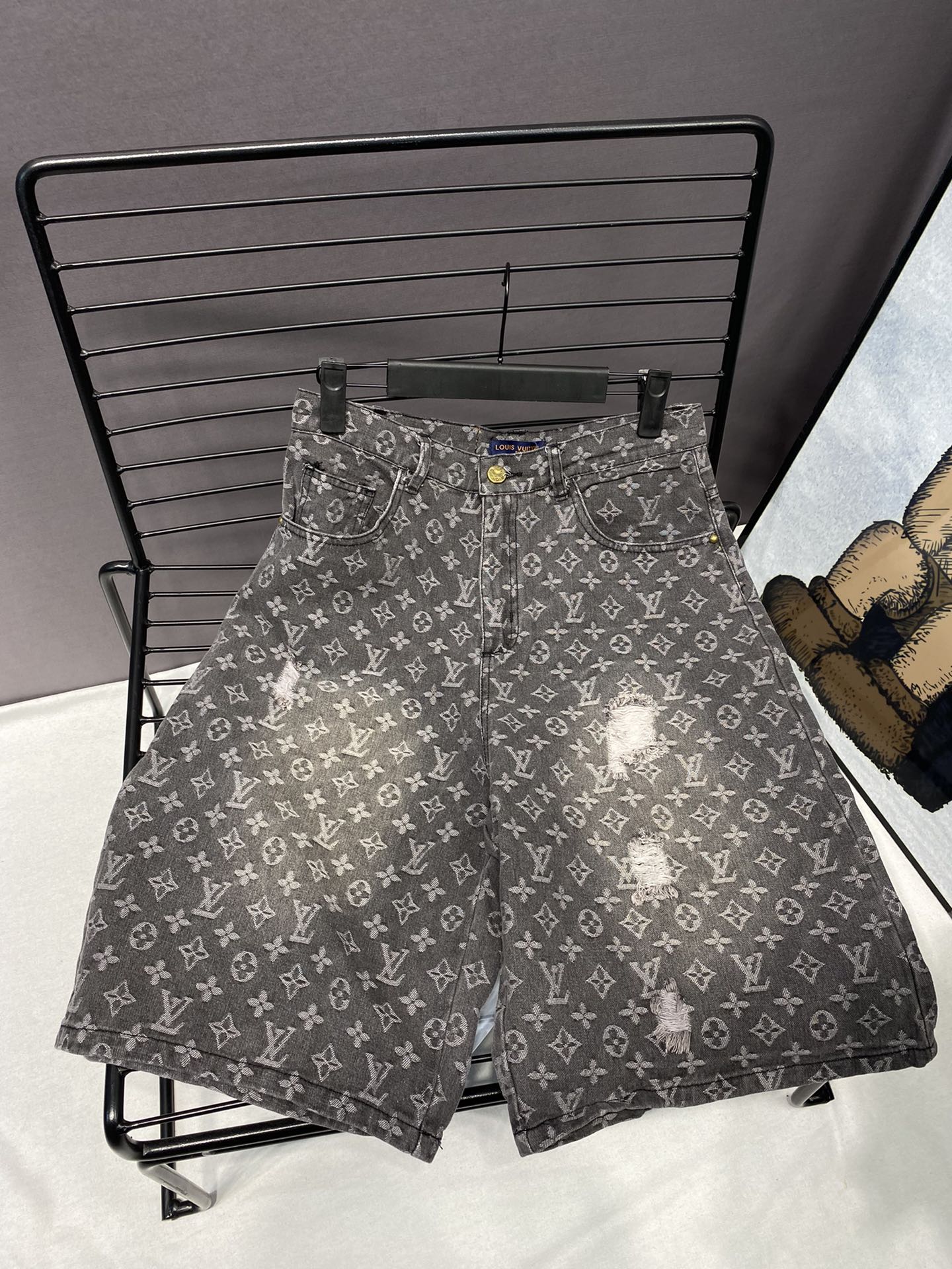 LV路易威登滿印提花後兜女神像刺繡牛仔短褲