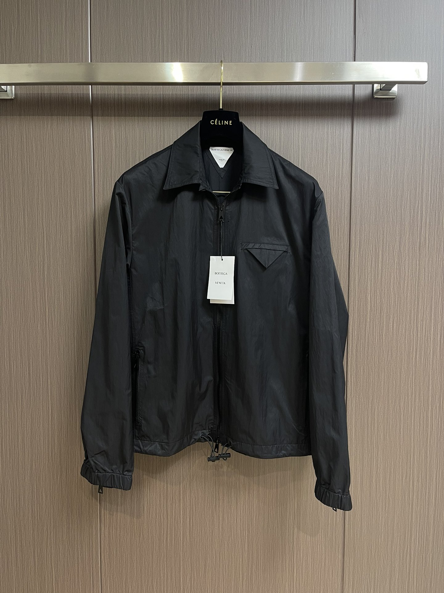 bottega veneta 三角口袋飾拉鏈防風夾克