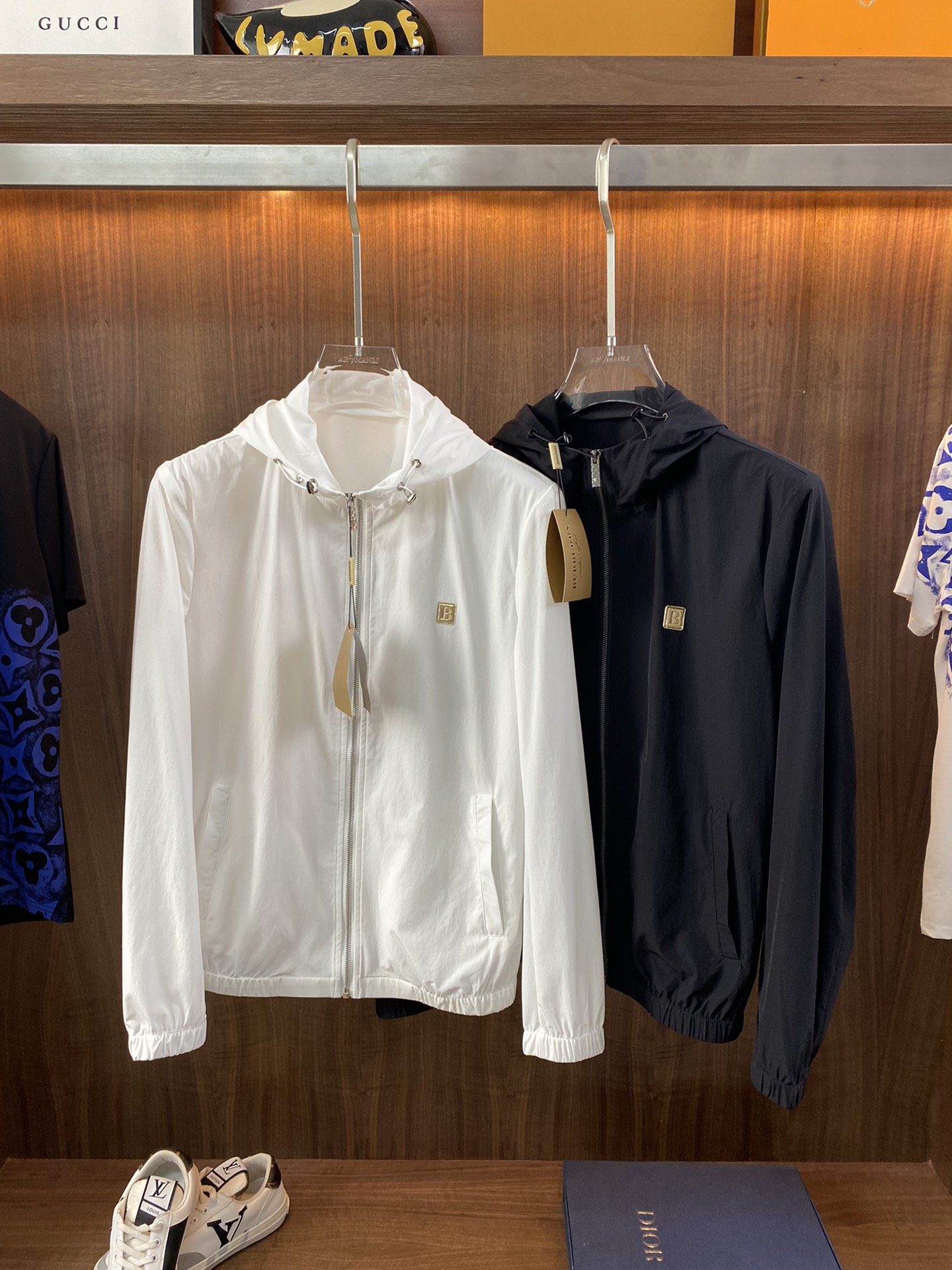 Burberry巴寶莉  2023夏季新品防曬風衣系列