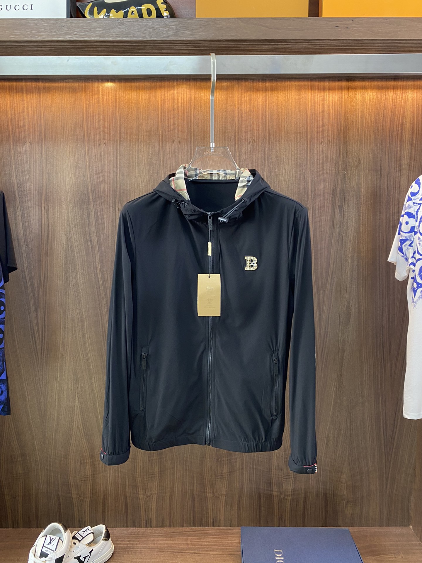 Burberry巴寶莉  2023夏季新品防曬風衣系列