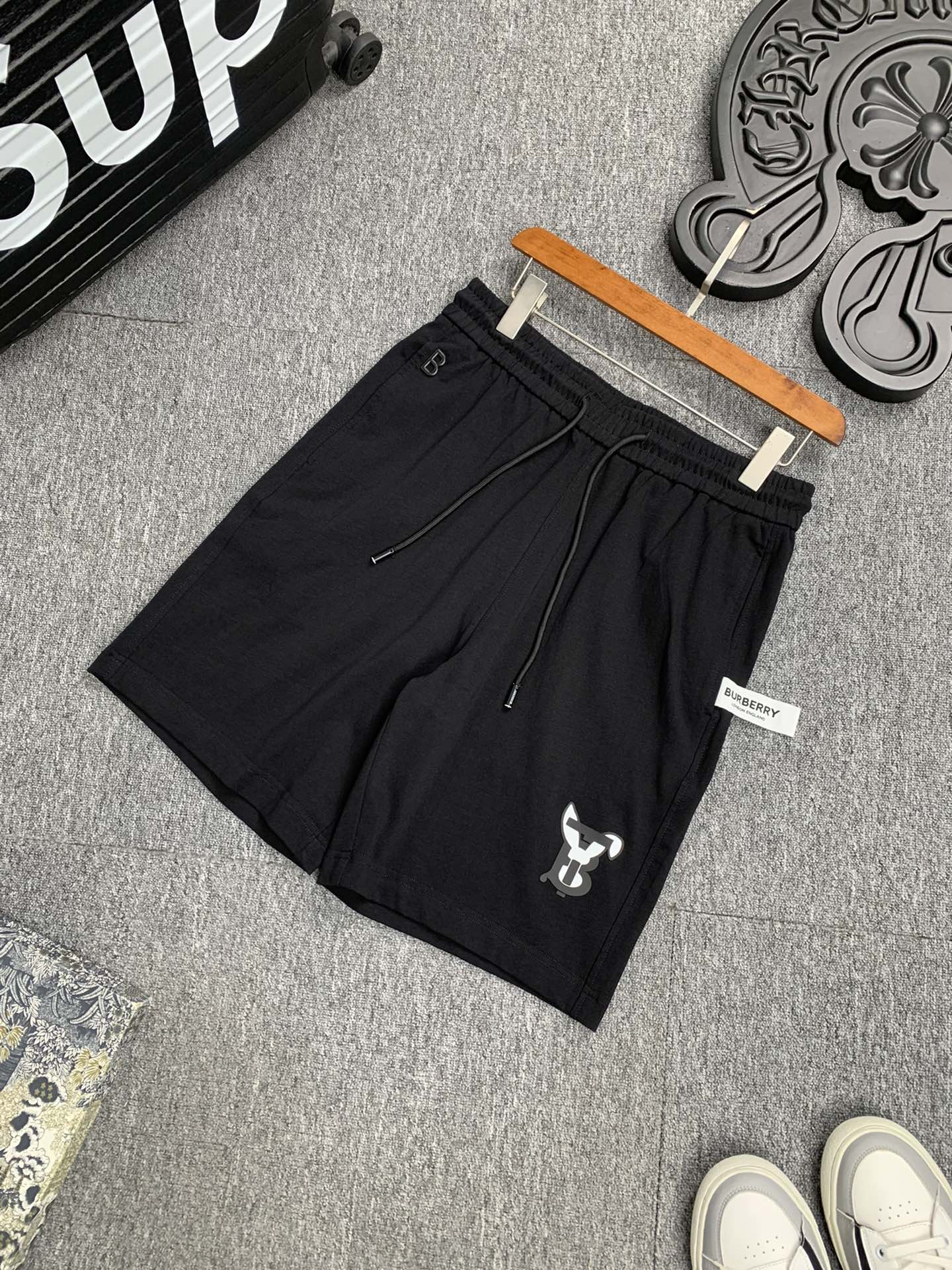 Burberry巴寶莉  2023ss夏季薄款休閒褲短褲