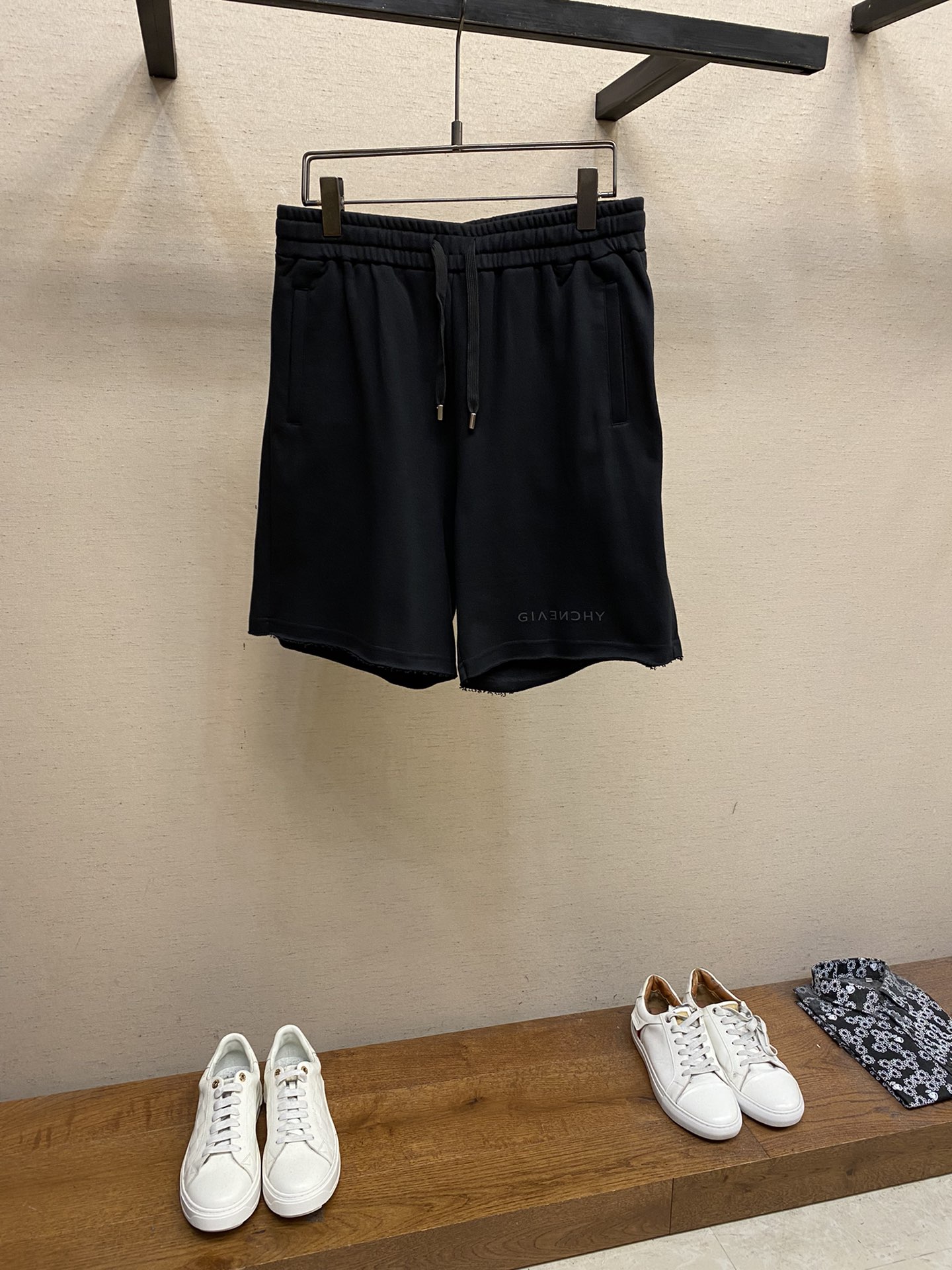Givenchy、（一套出售，不拆賣）棉質休閒套裝