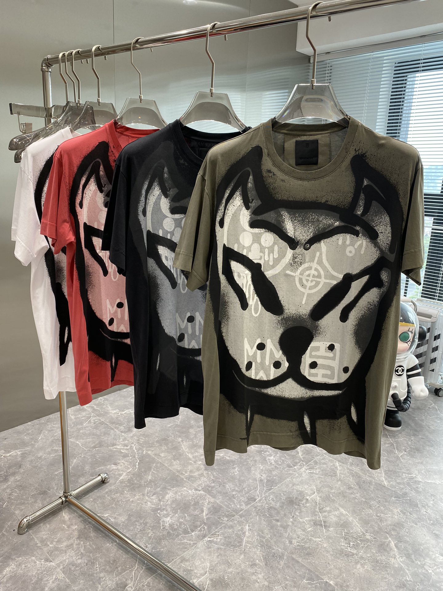 《紀家》2023最新款印花短袖，高品質專櫃原單短袖