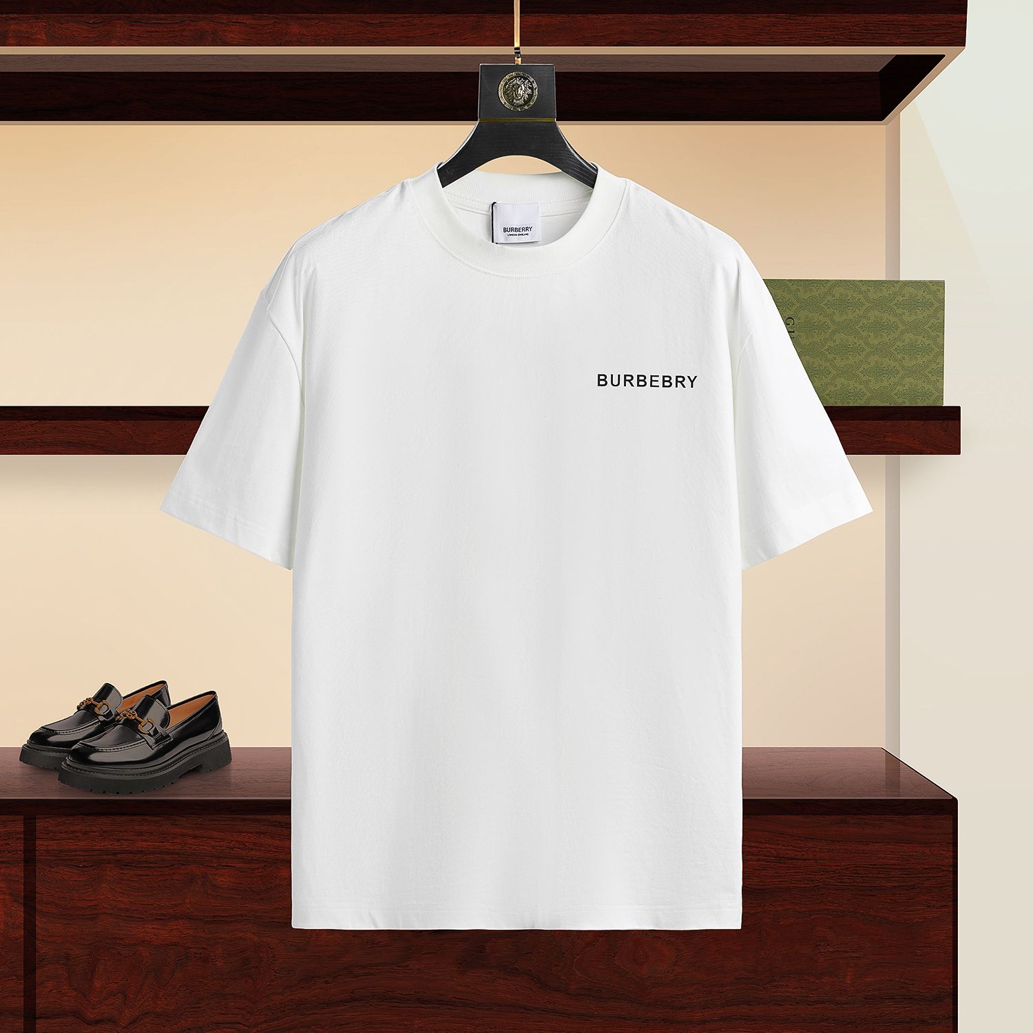 BURBERRY巴寶莉