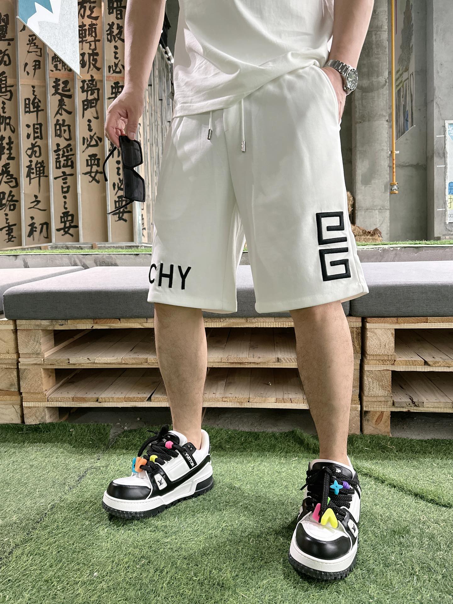紀梵希   2023夏季新款男士休閒短褲