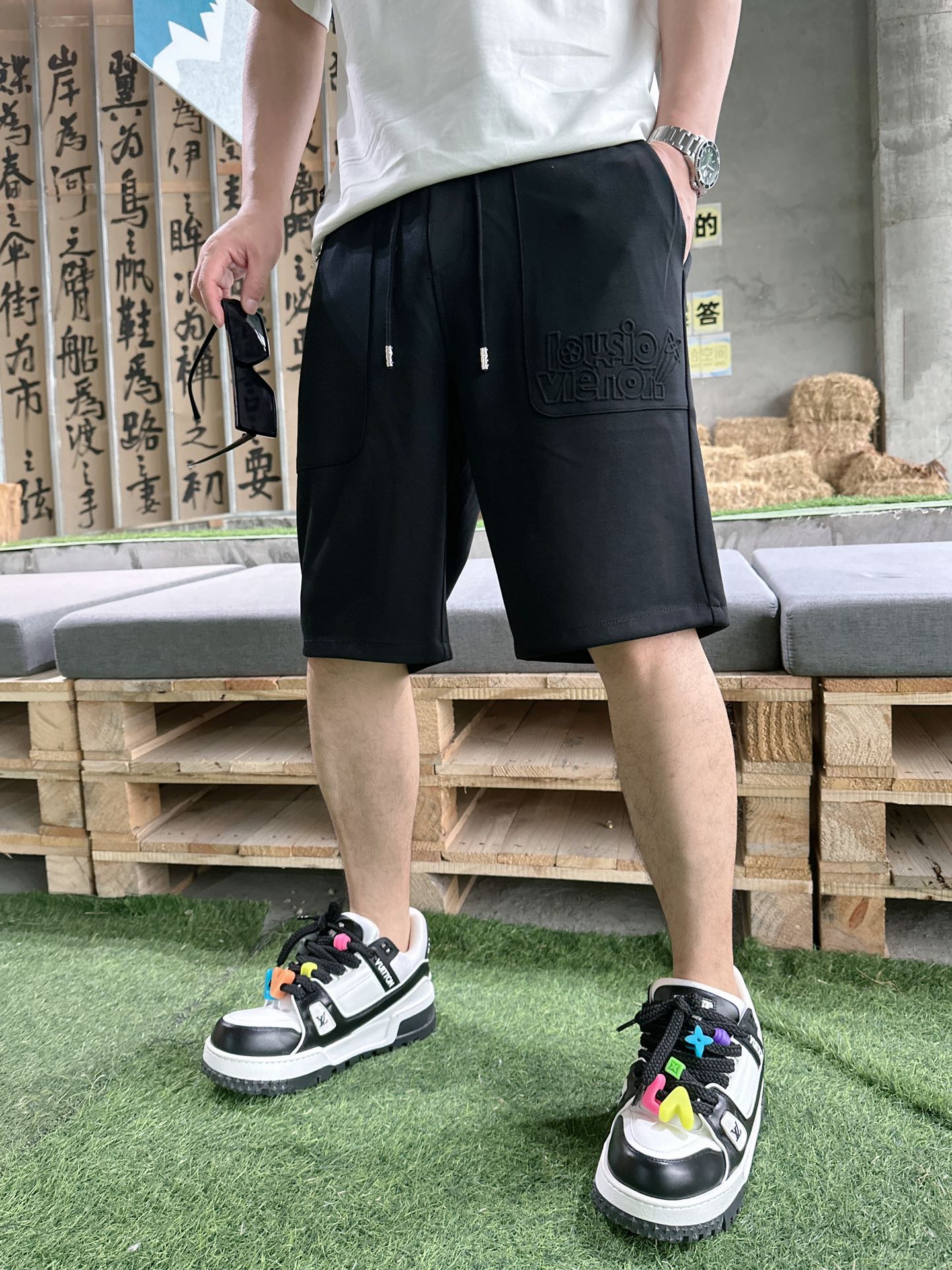 LV   2023夏季新款男士休閒短褲