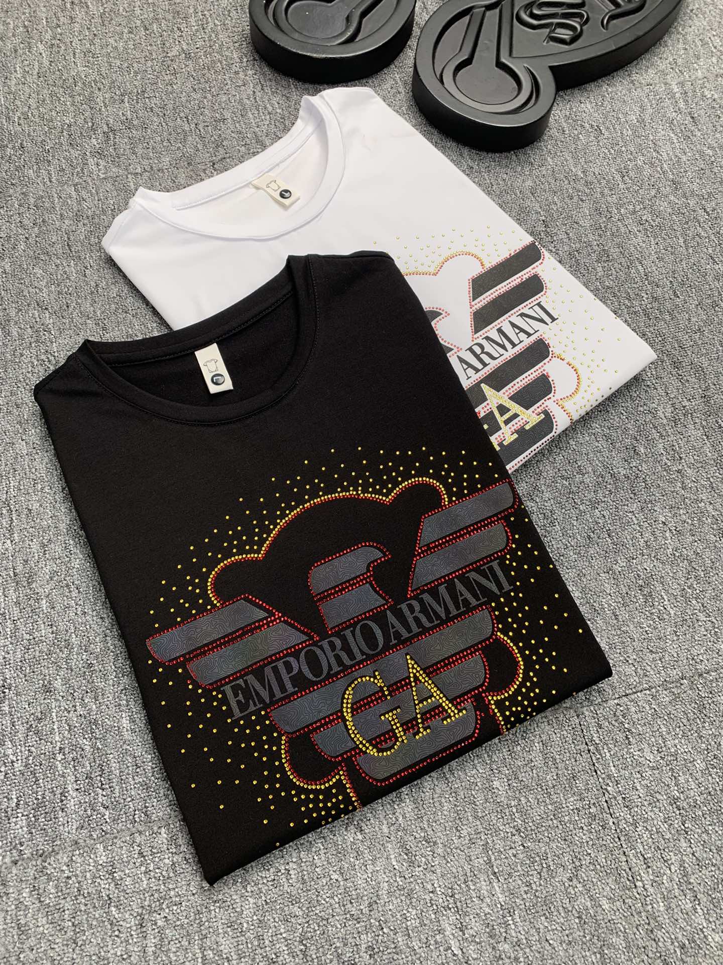 Armani阿瑪尼  2023春夏高品質圓領T恤