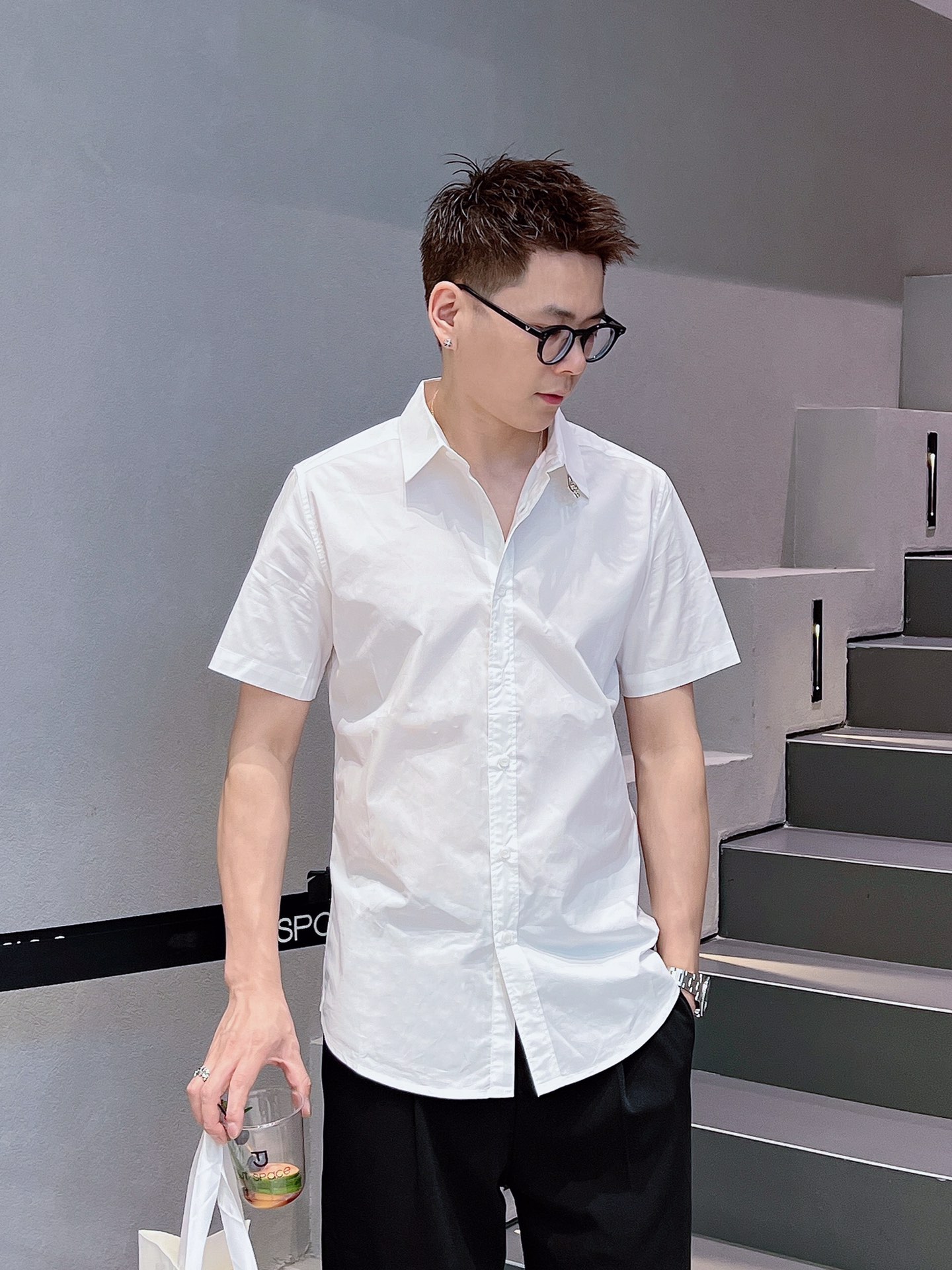 D&G 杜嘉班納 *2023帥氣修身備款短袖襯衫