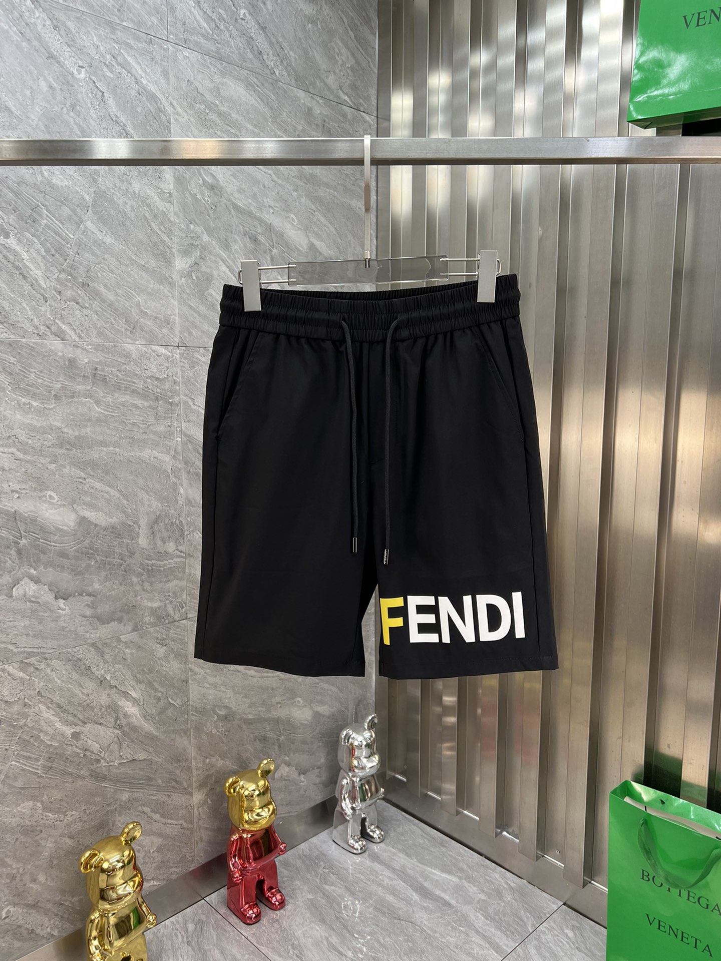 Fendi/芬迪 春夏新品 三標齊全 五分短褲