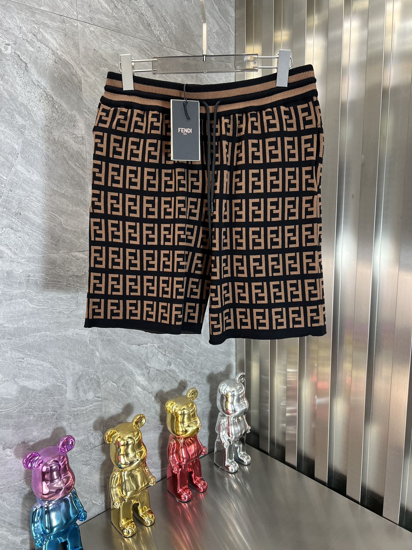 Fendi/芬迪 春夏新品 三標齊全 五分針織 休閒褲