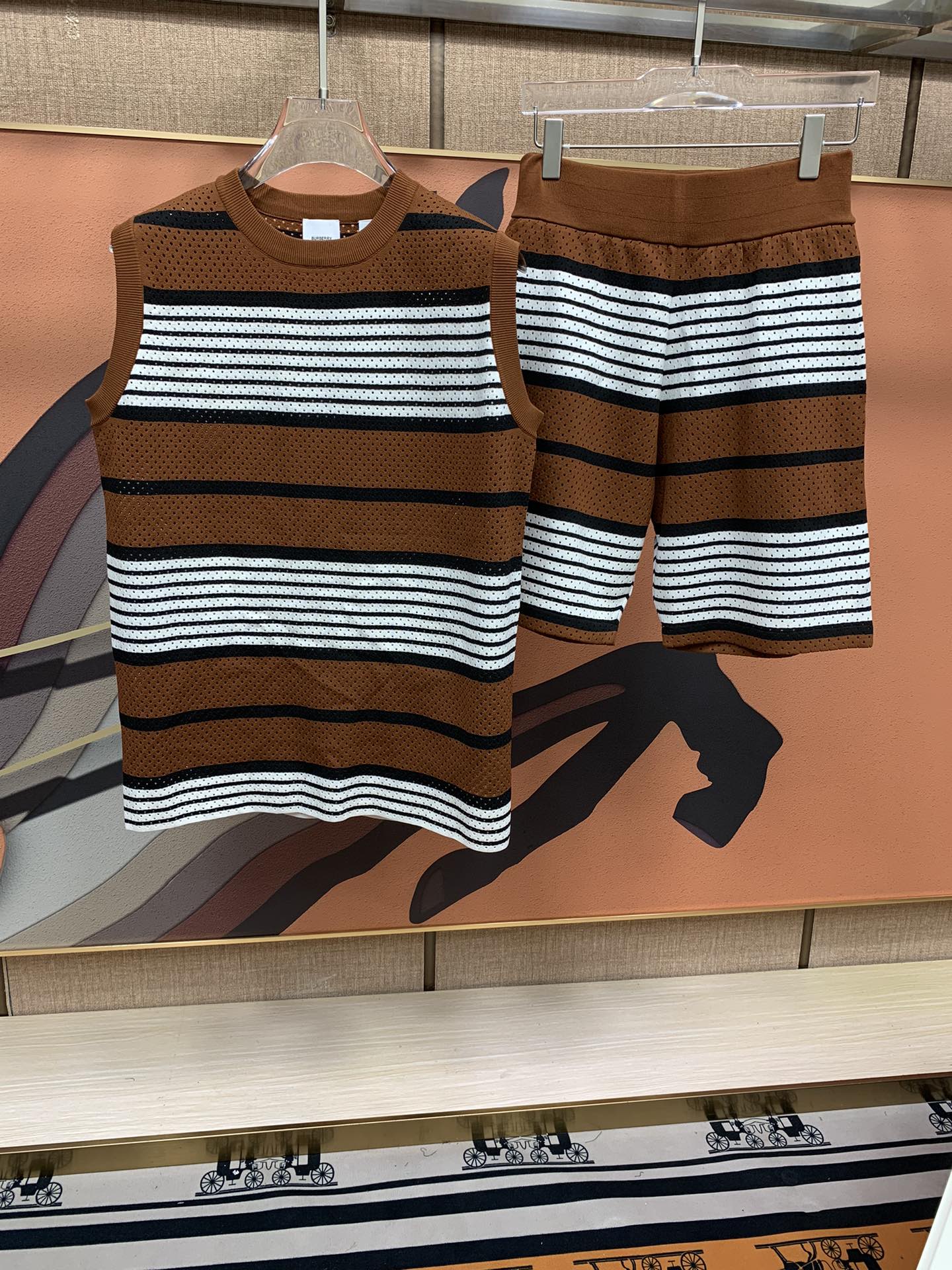 Burberry/巴寶莉 2023SS新款紋網眼針織休閒背心