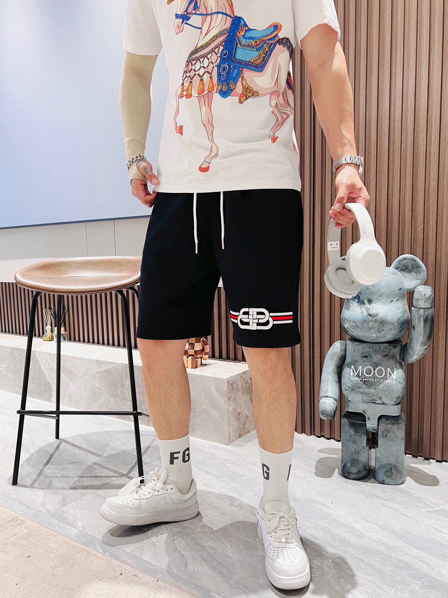 巴黎世家 2023夏季新款男士休閒短褲