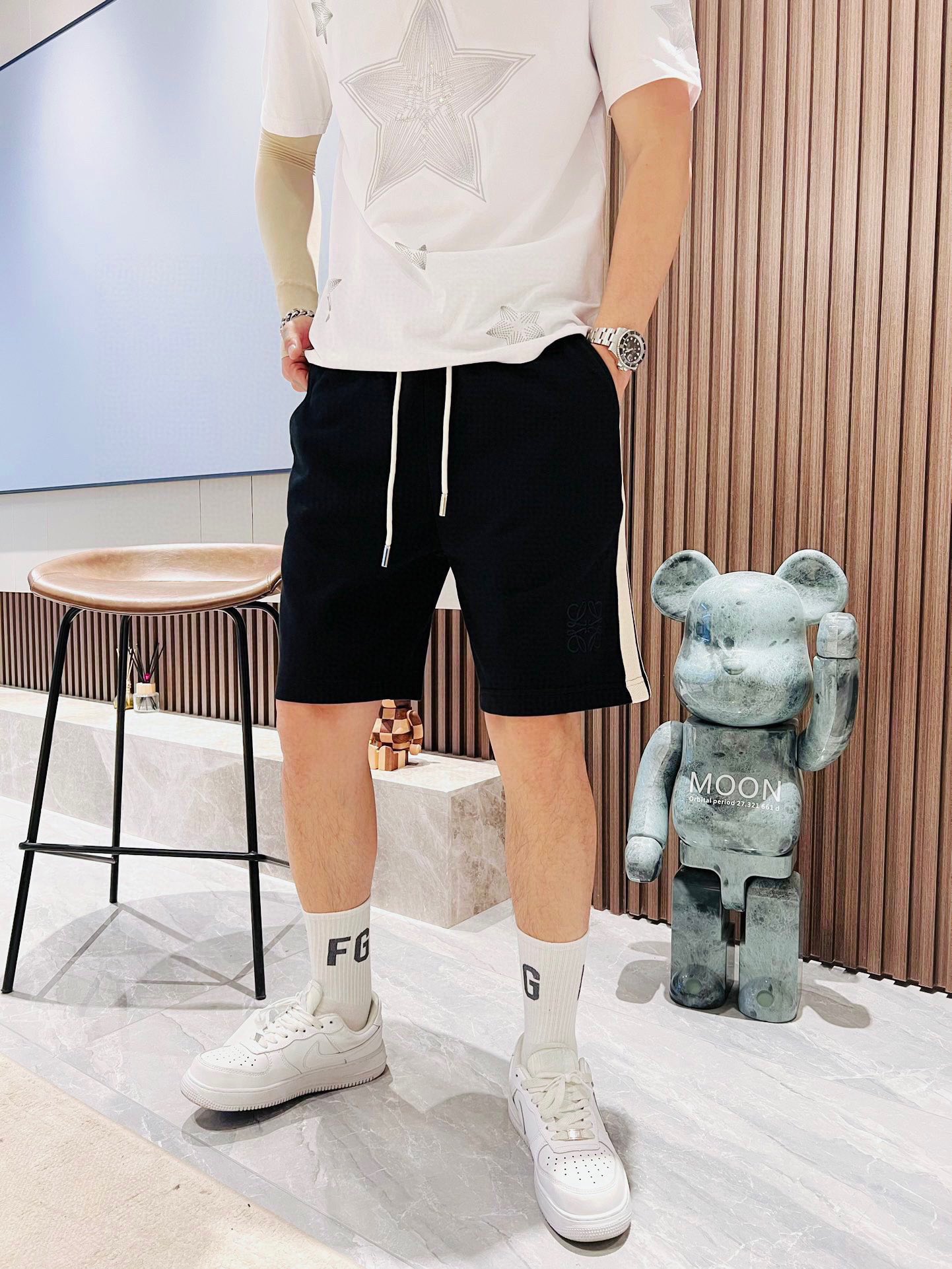 羅意威  2023夏季新款男士休閒短褲