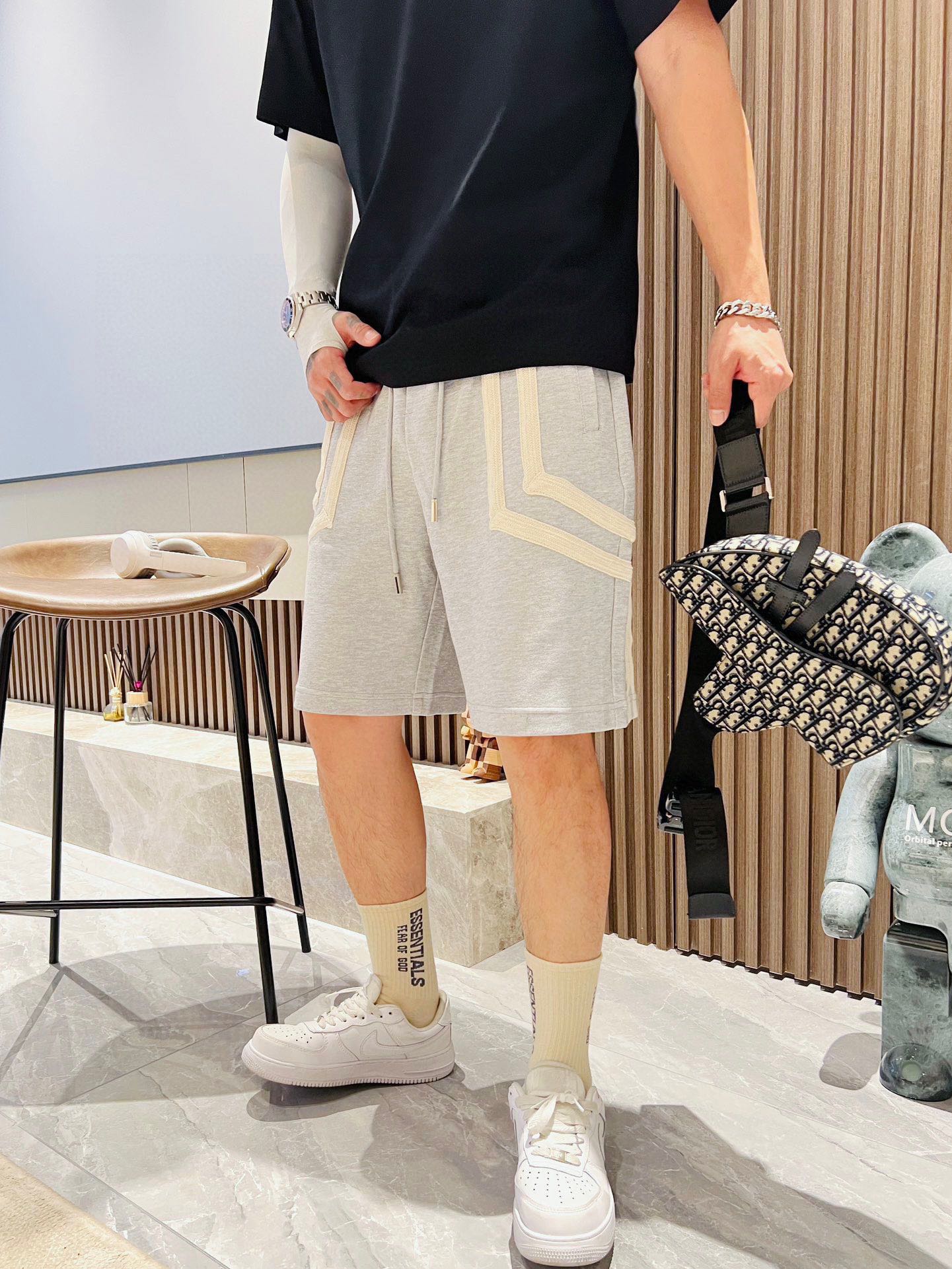 羅意威 2023夏季新款男士休閒短褲