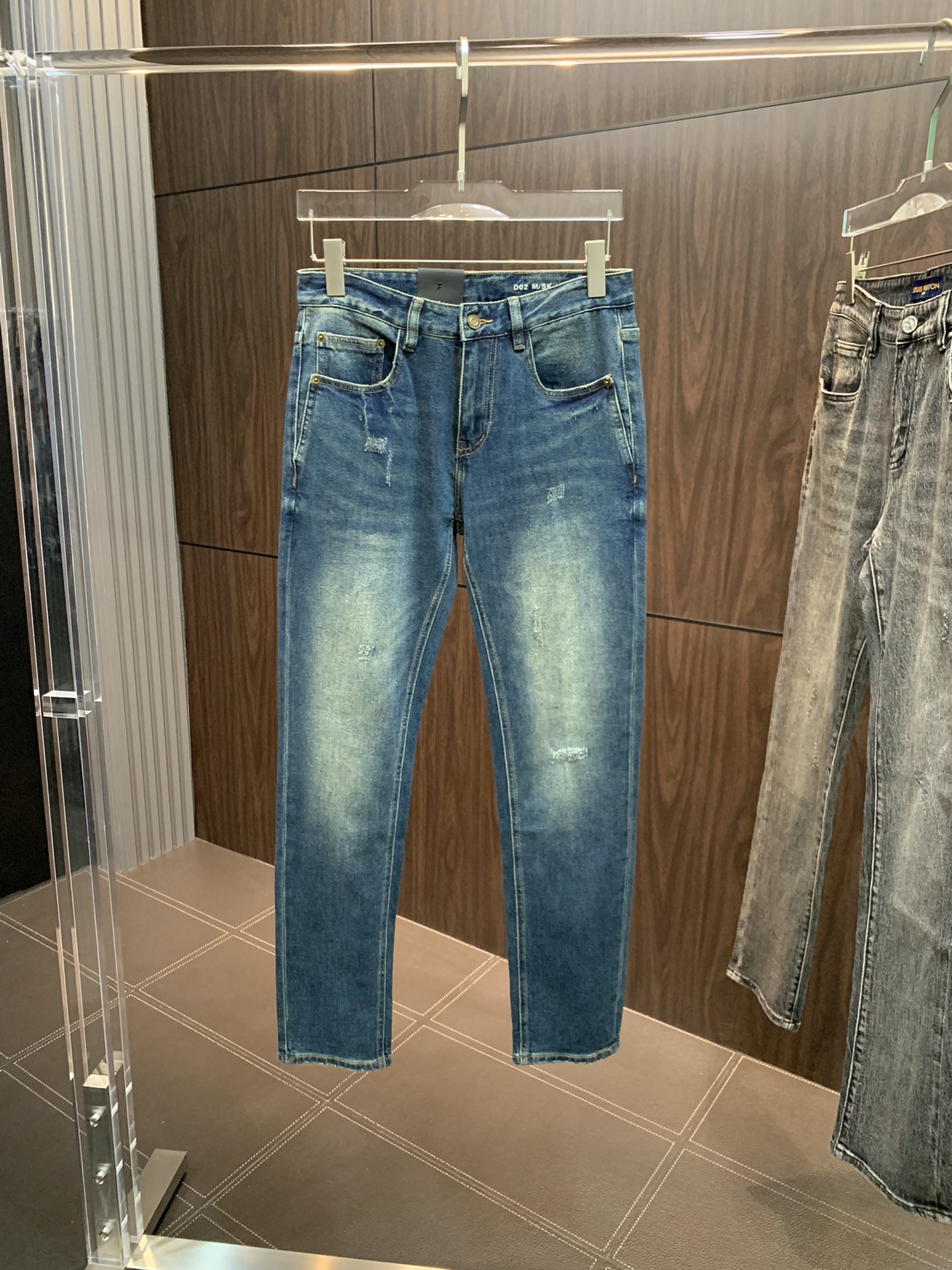 YSL 聖羅蘭獨家專供新款男士修身小腳牛仔褲