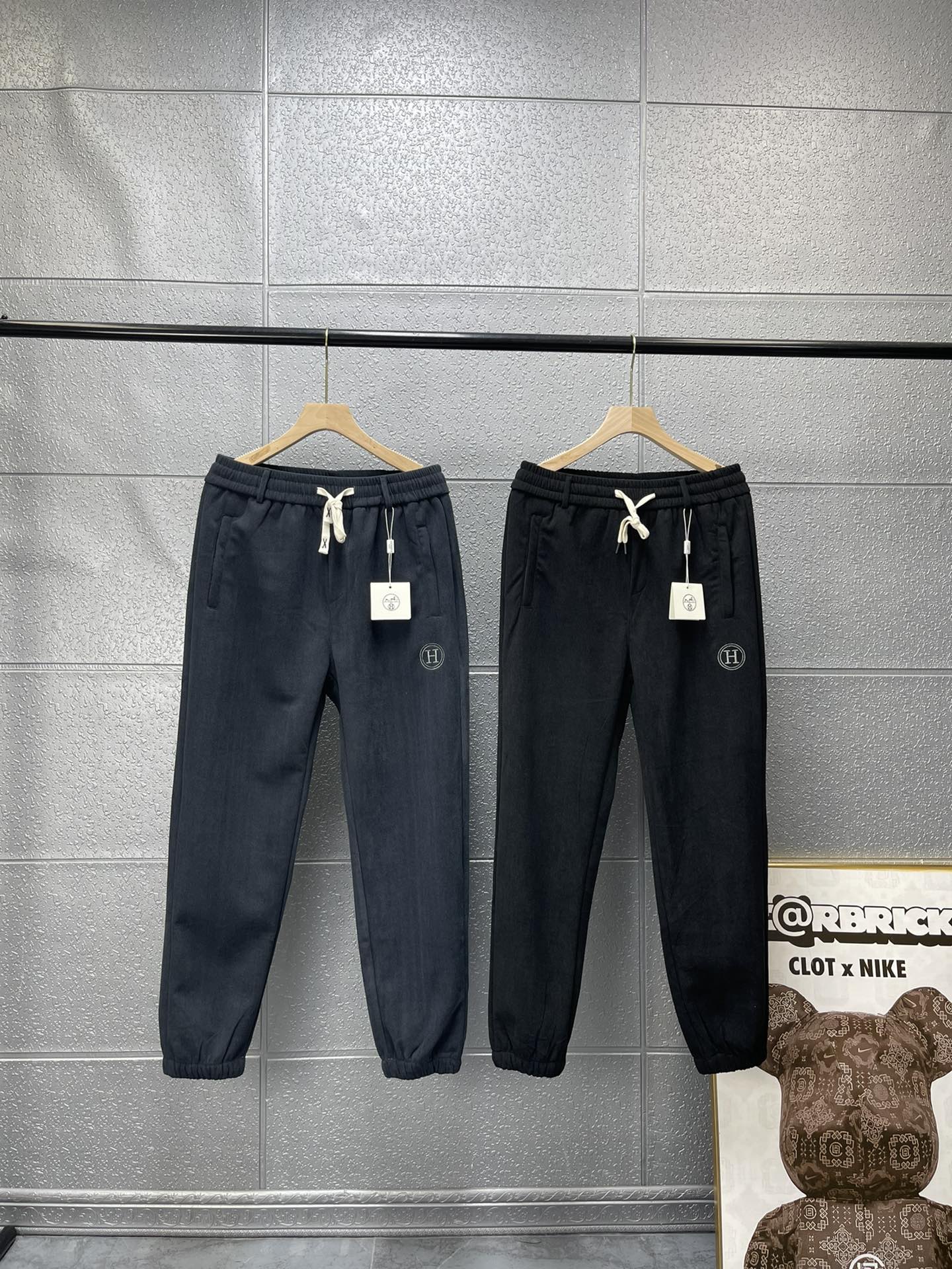 HERMES 愛馬仕 燈芯絨新款長褲男束腳休閒褲
