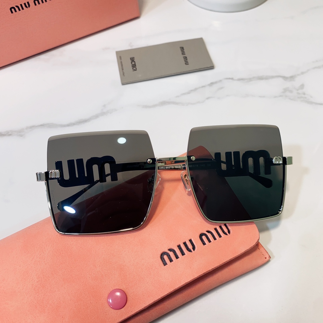 MIUMIU 超級種草