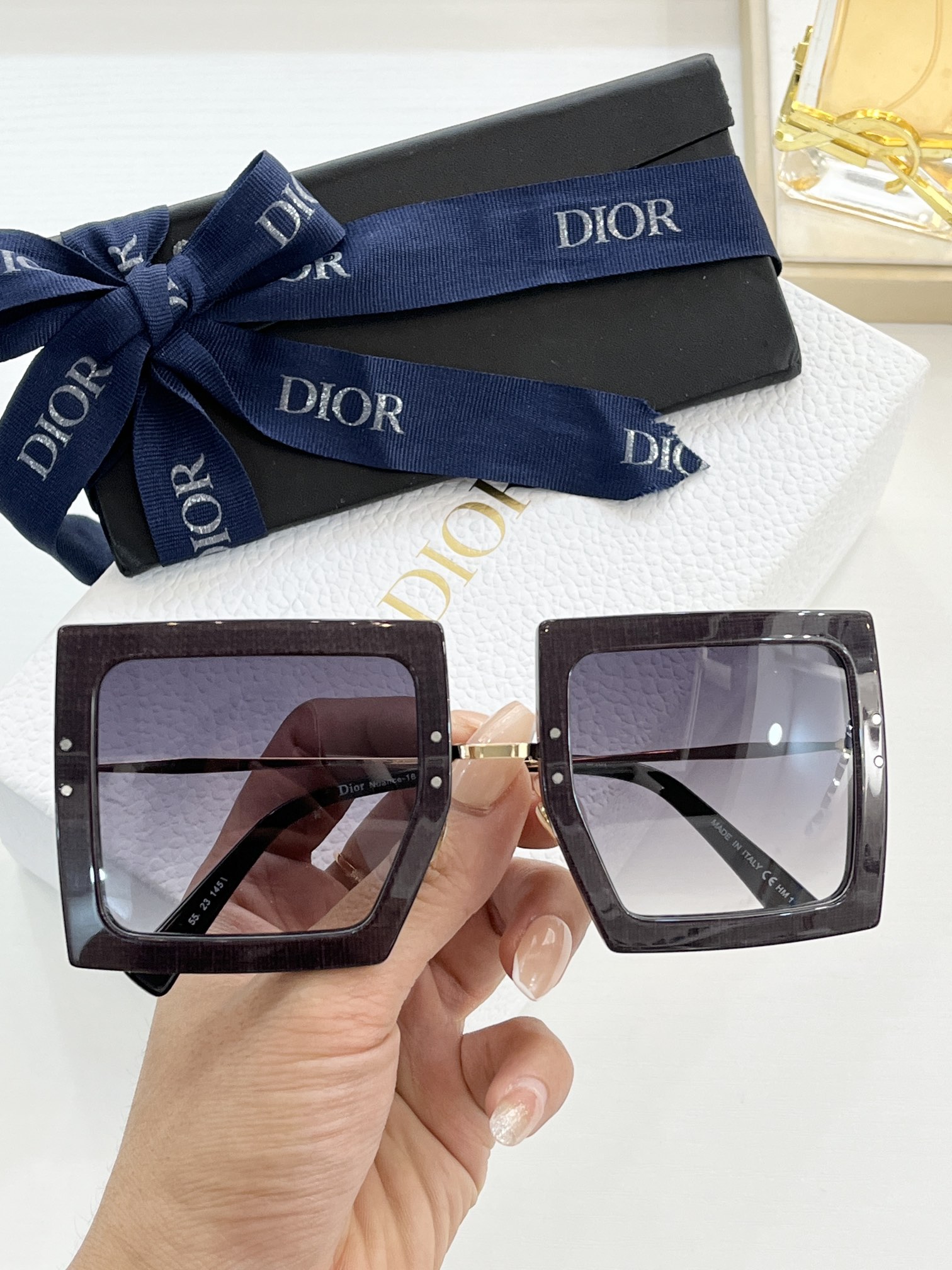 DIOR*nuance16大方框