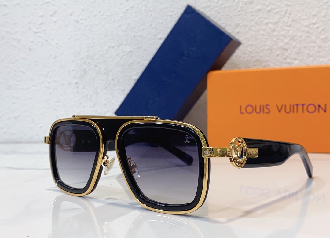 LOUI VUITTON