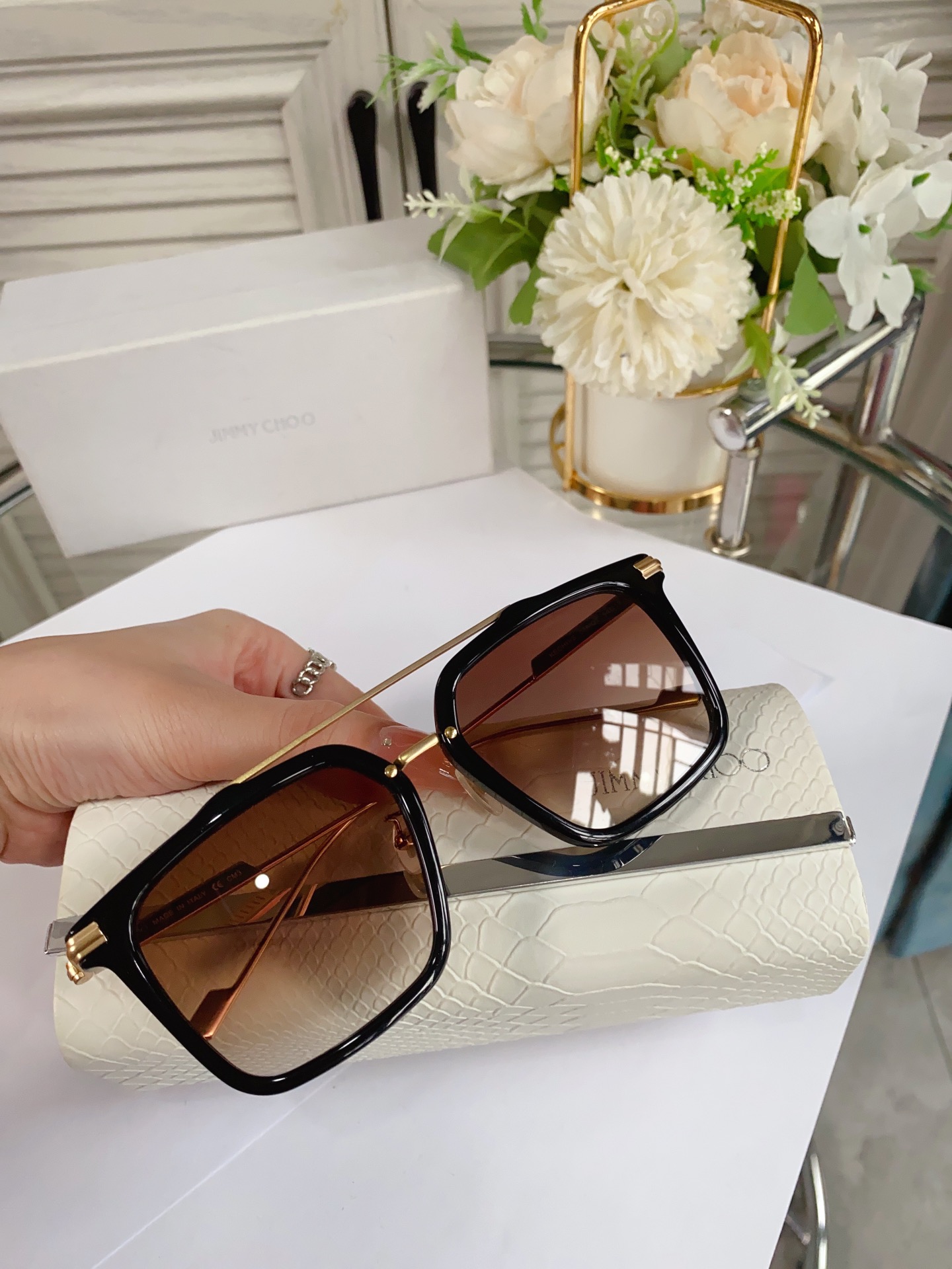JIMMY CHOO *