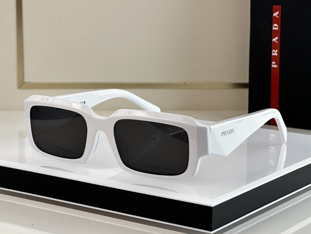 最新版本 PRADA