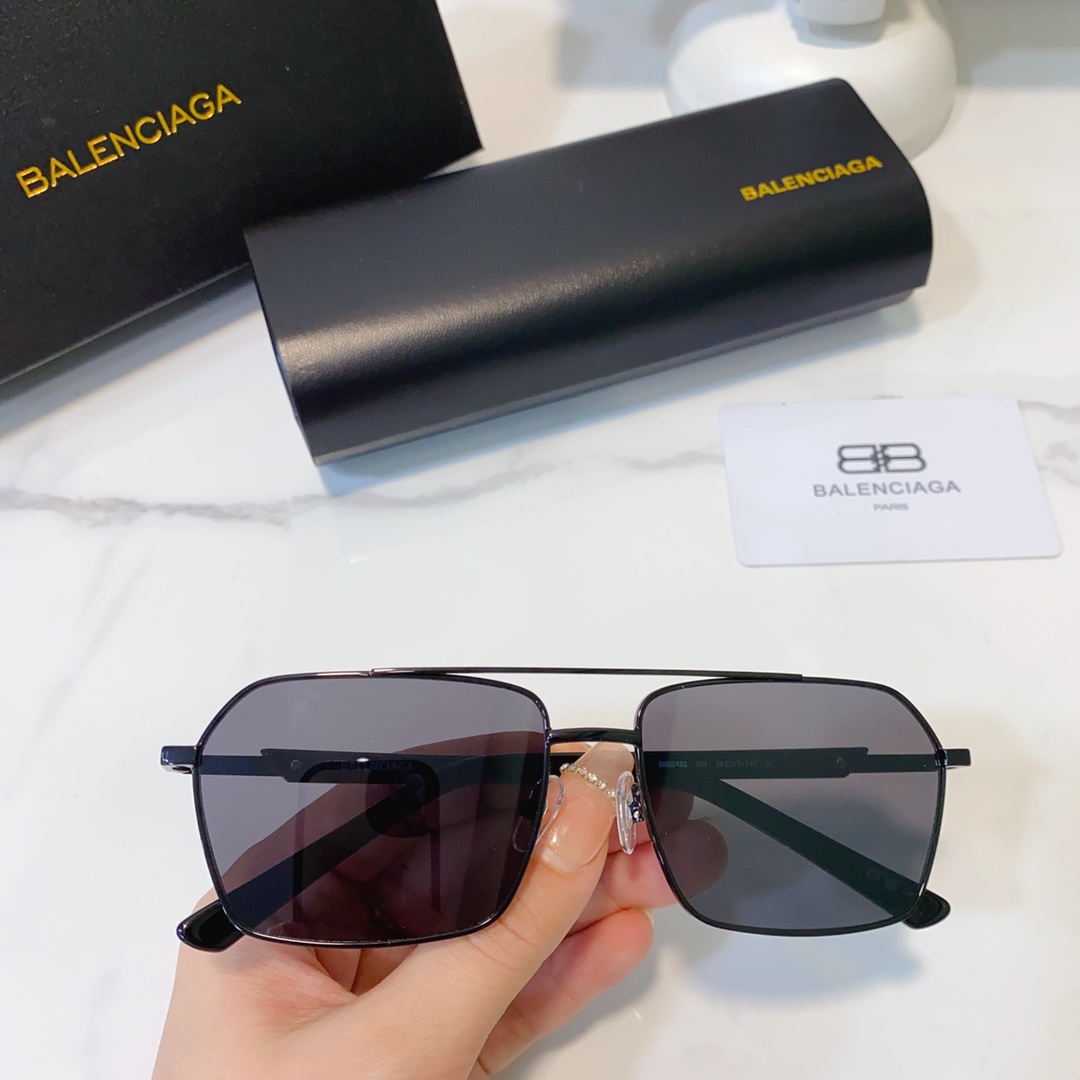 BALENCIAG*巴黎*世家