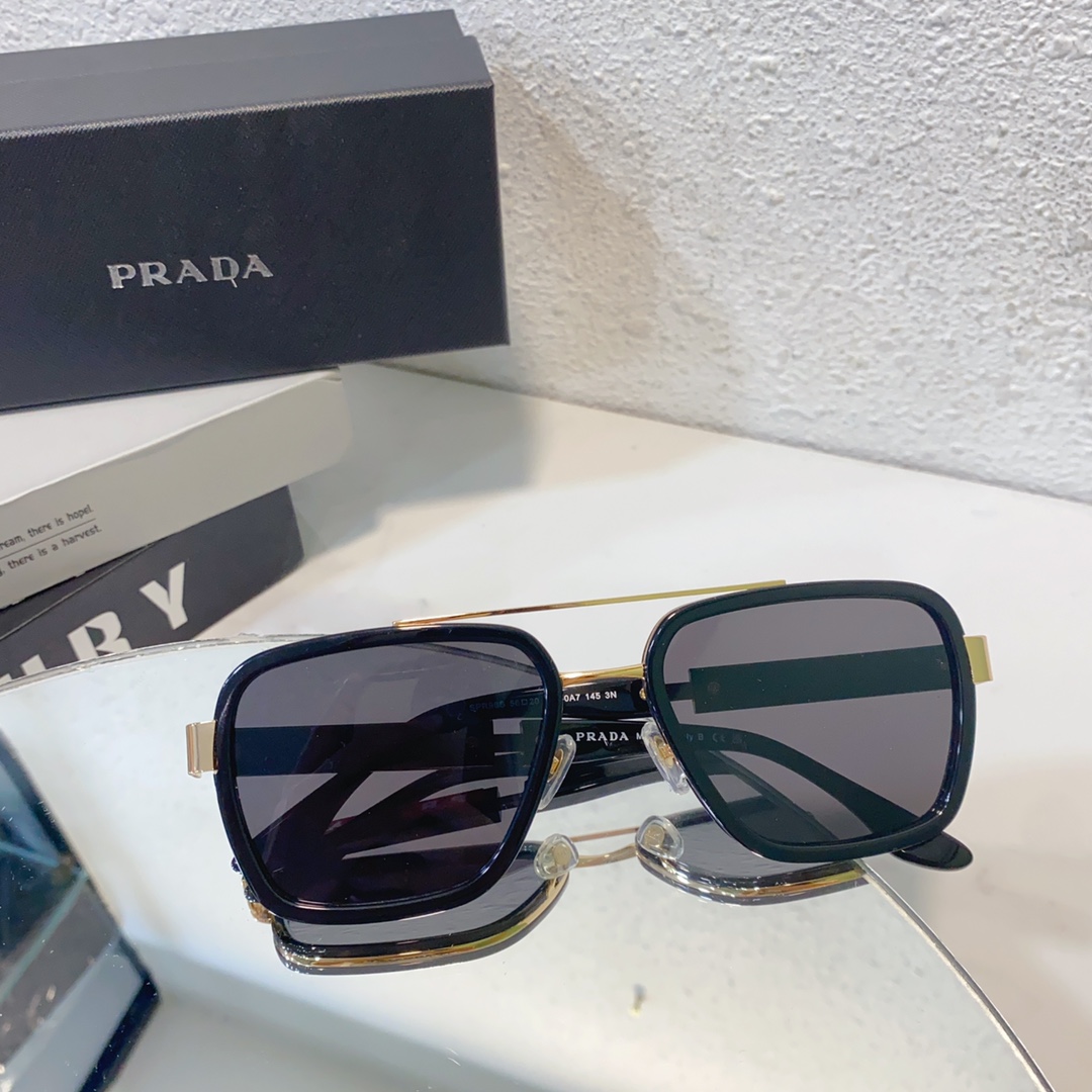 Prada 頂級男裝 運動款~