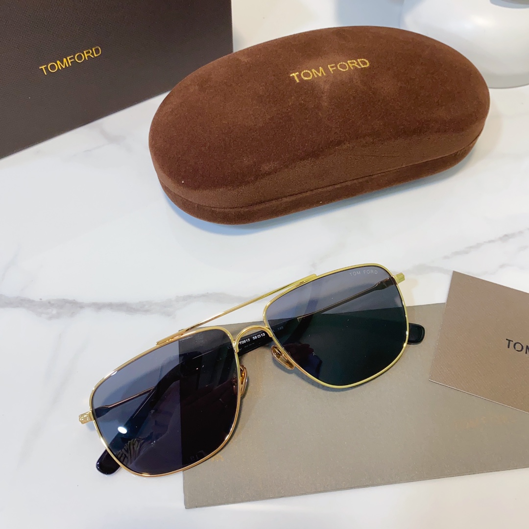 TOM FORD