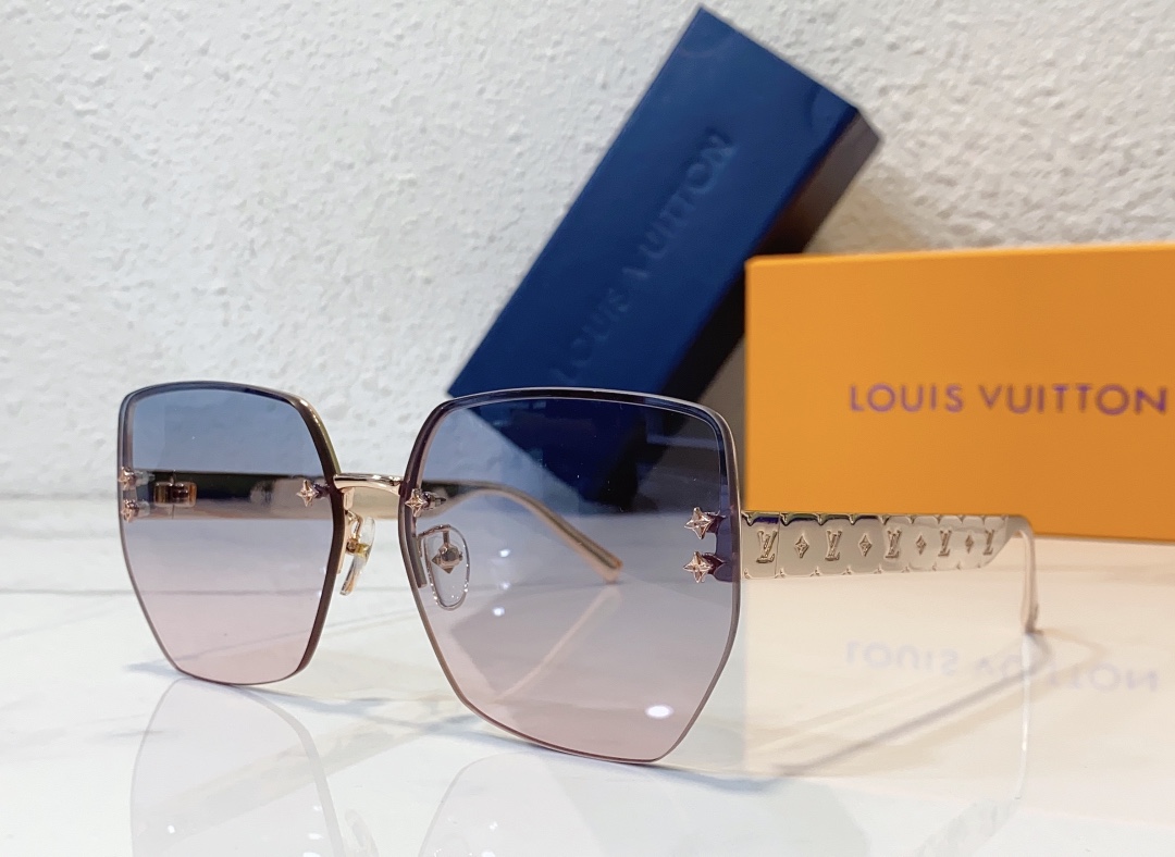 LOUIS VUITTO*