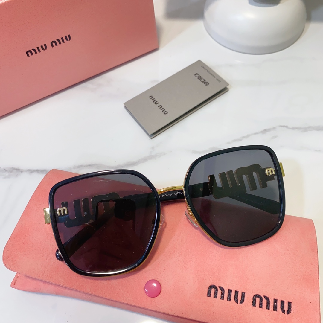 MIUMI*
