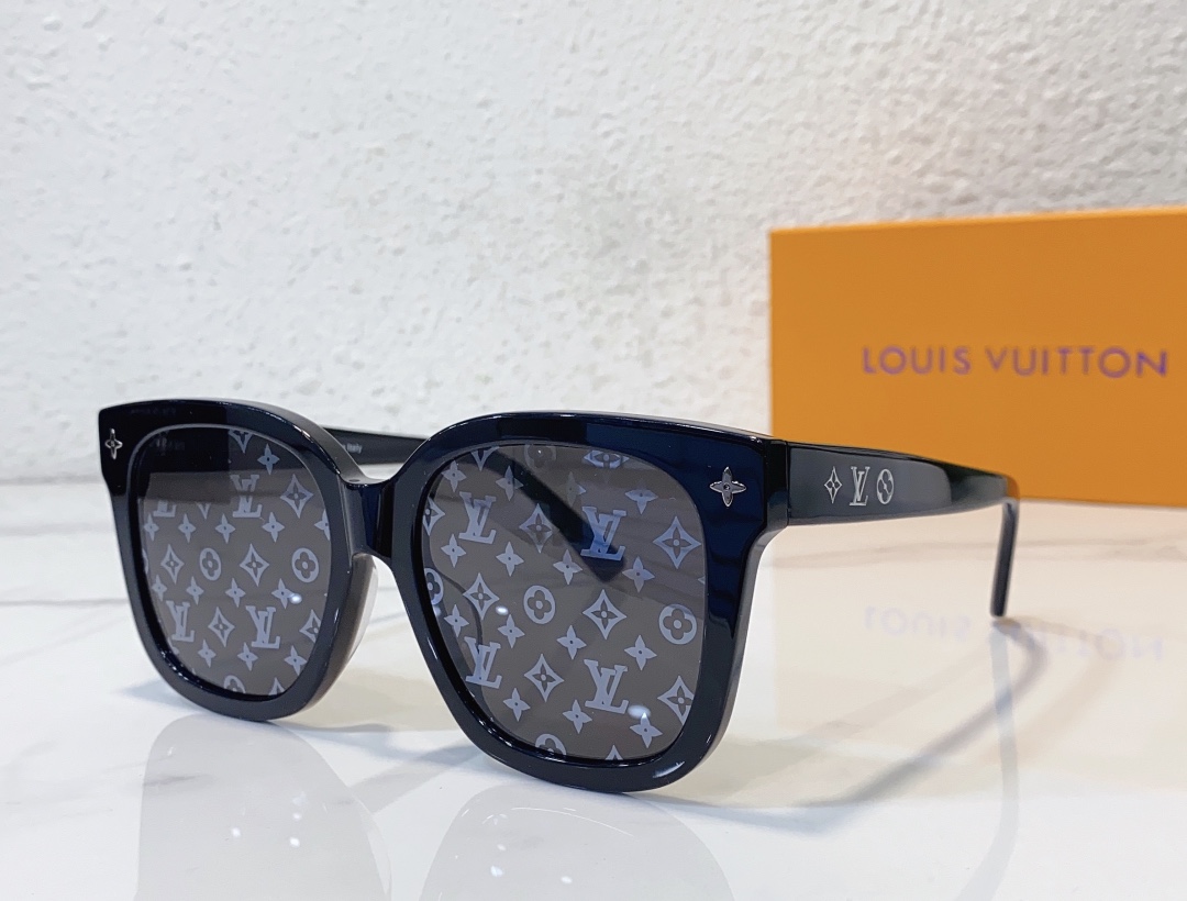 Louis Vuitto*