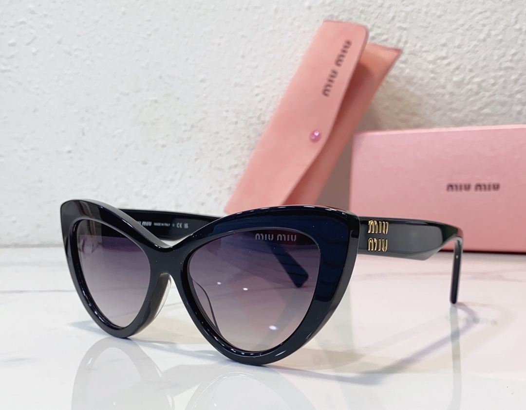 官網新款Miumiu
