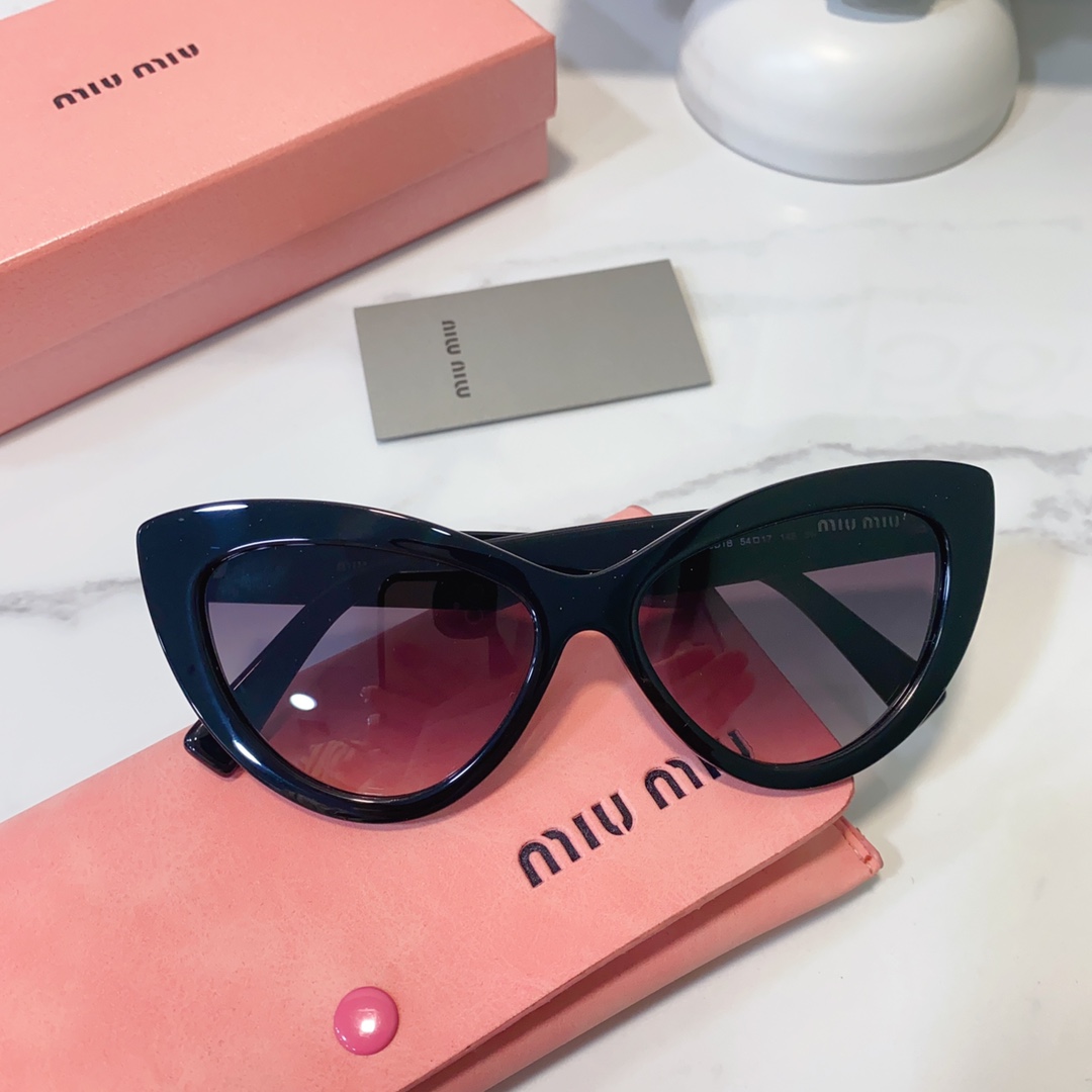 官網新款Miumiu