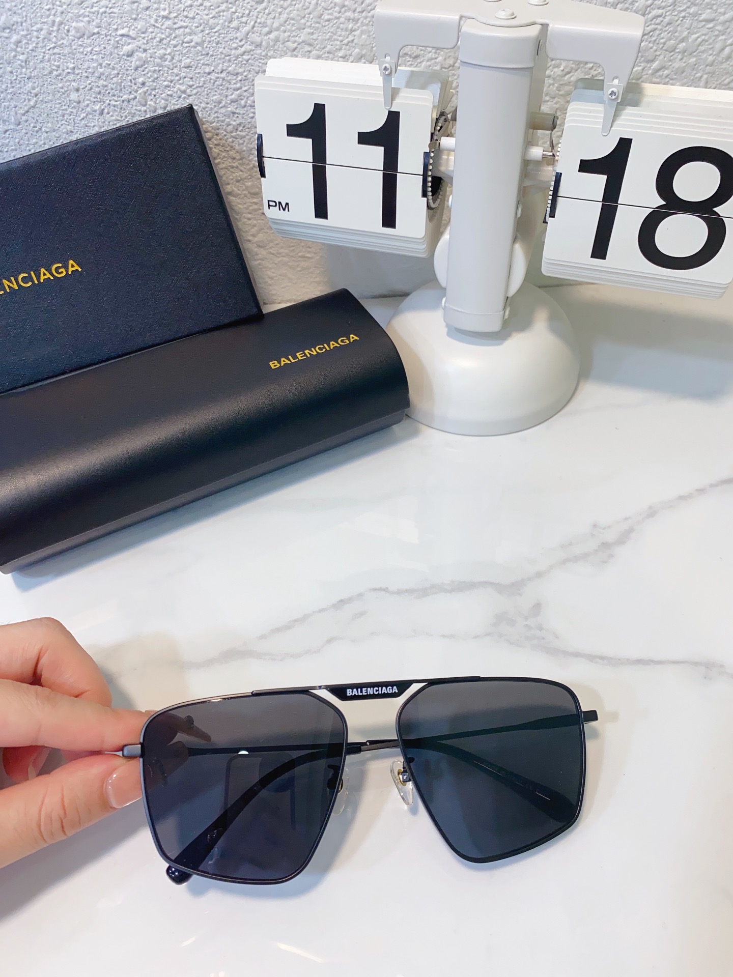 BALENCIAG*
