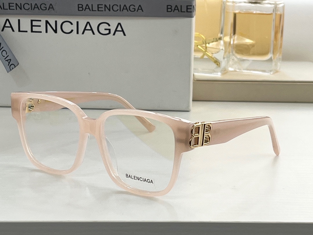 Balencia*巴黎世家