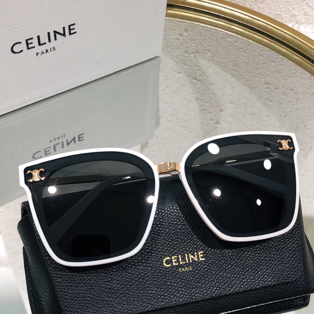 CELINE新品