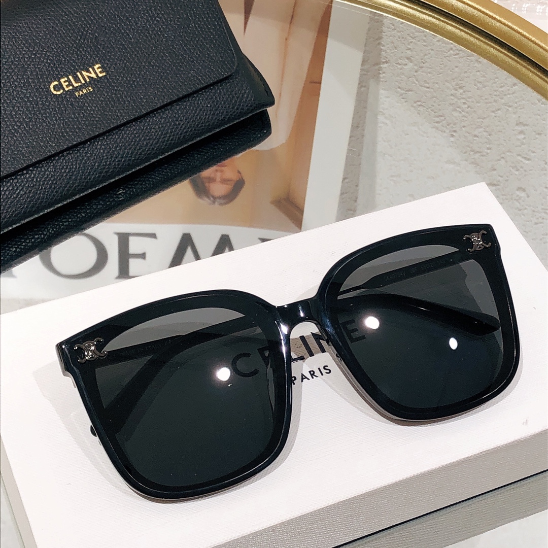 CELINE新品