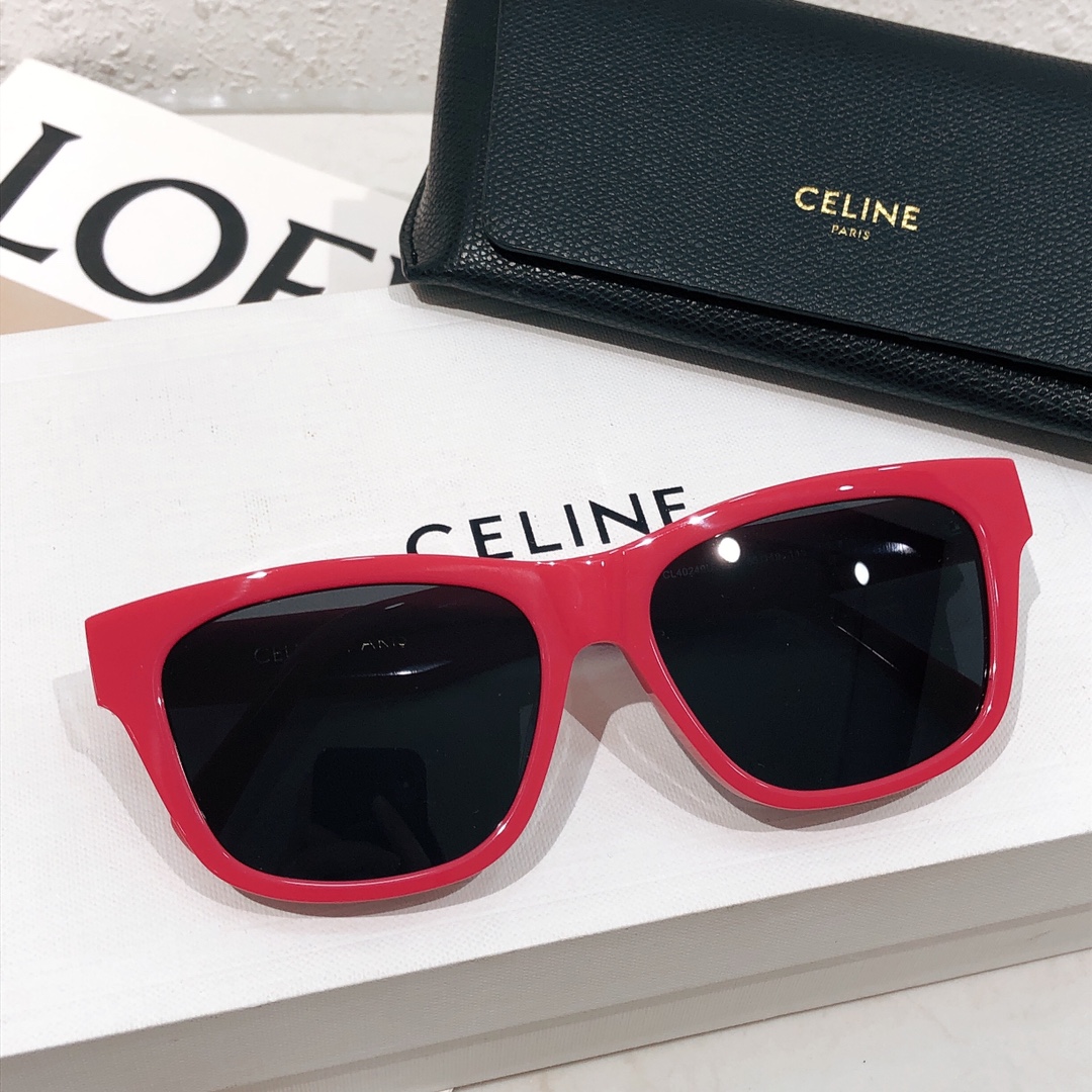 CELINE官網同步