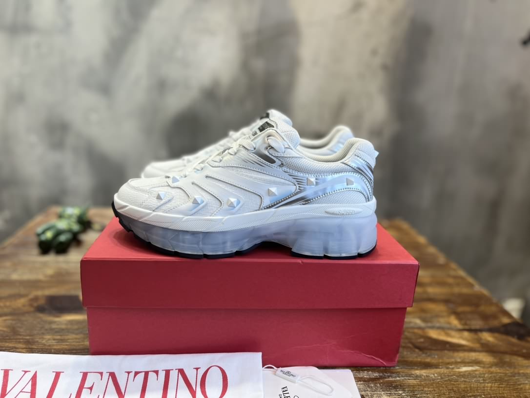 Valentino GaravaniTotaloopV標誌運動鞋