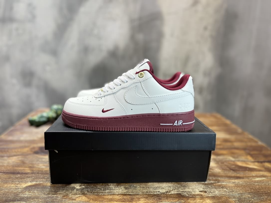 耐克/Nike Air Force1 空軍一號 低幫休閒板鞋