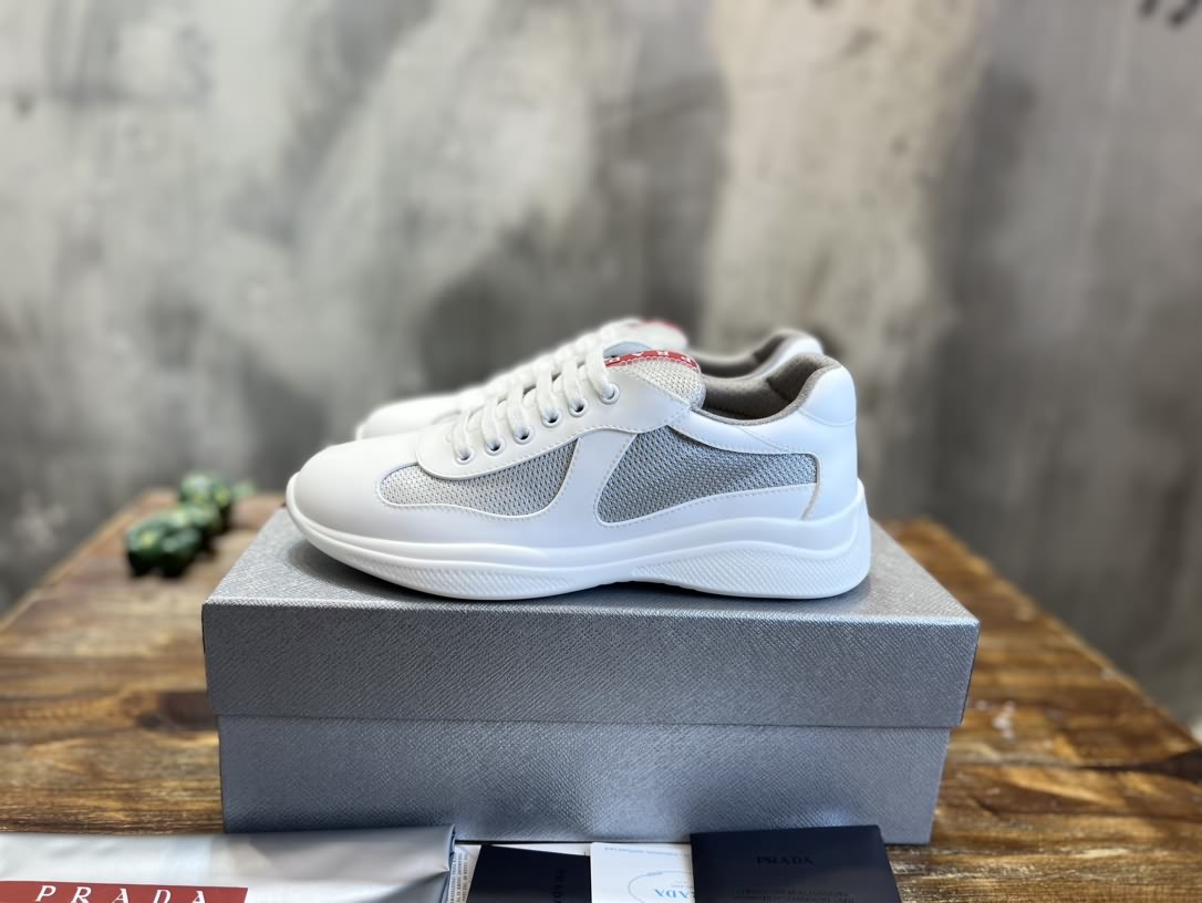 PRADA新品 男款休閒鞋