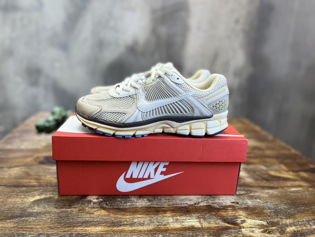 耐克Nike Zoom Vomero 5 SP"Vast Grey/Sail"馬拉松復古跑五代休閒運動慢跑鞋