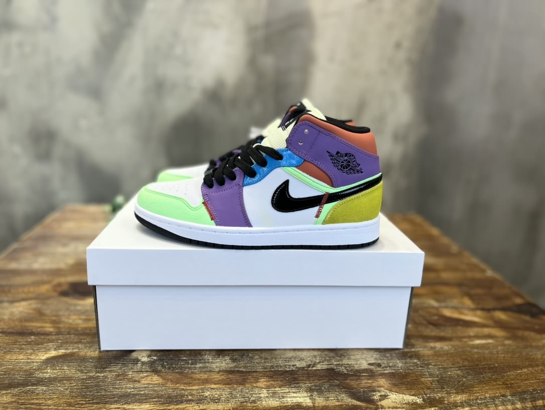 Air Jordan 1 Mid 喬一中幫復古籃球運動鞋