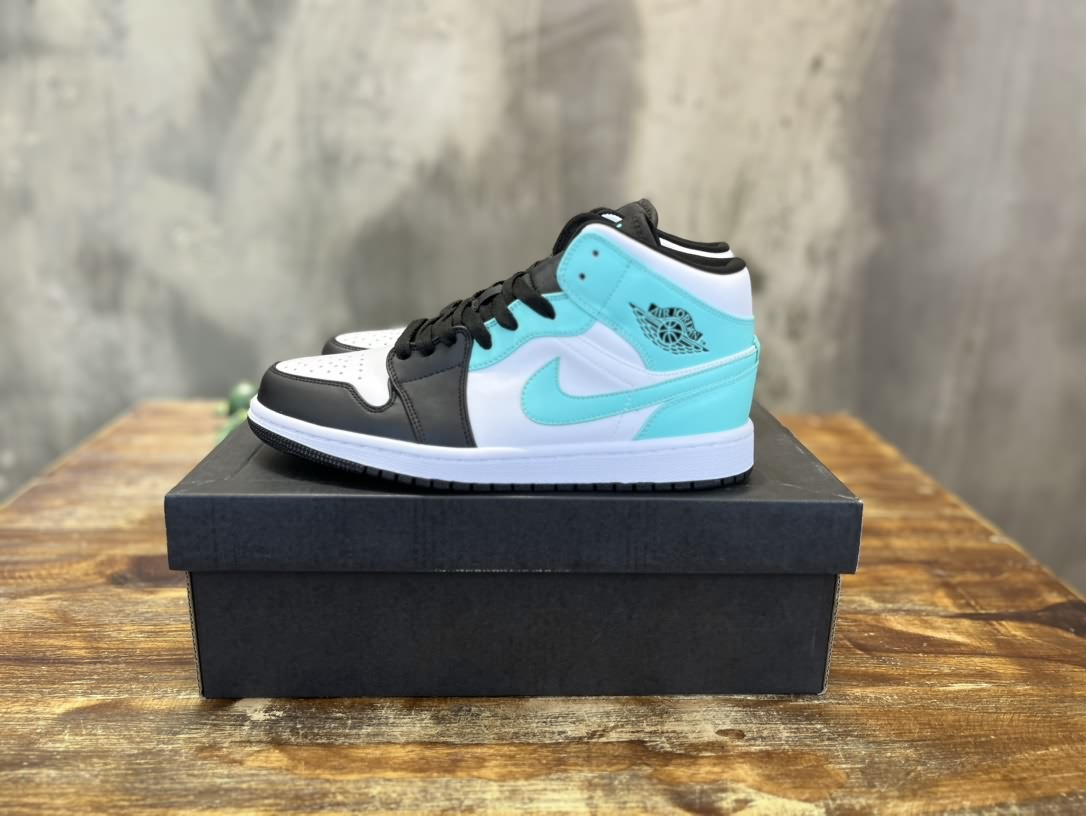 Air Jordan 1 Mid 喬一中幫復古籃球運動鞋